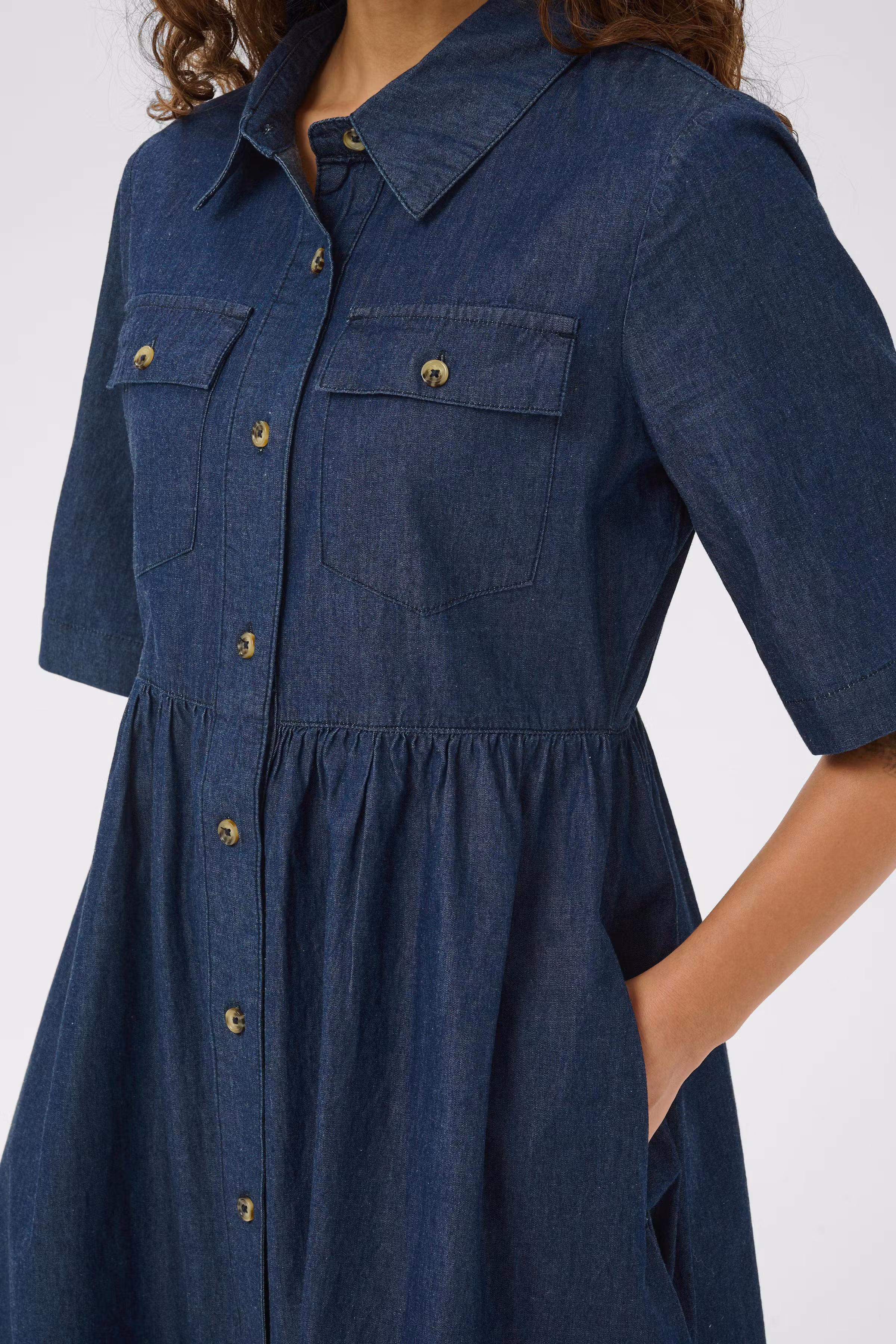 CUplita Denimkjole LOOKBOOK DETAIL 50113338-500119