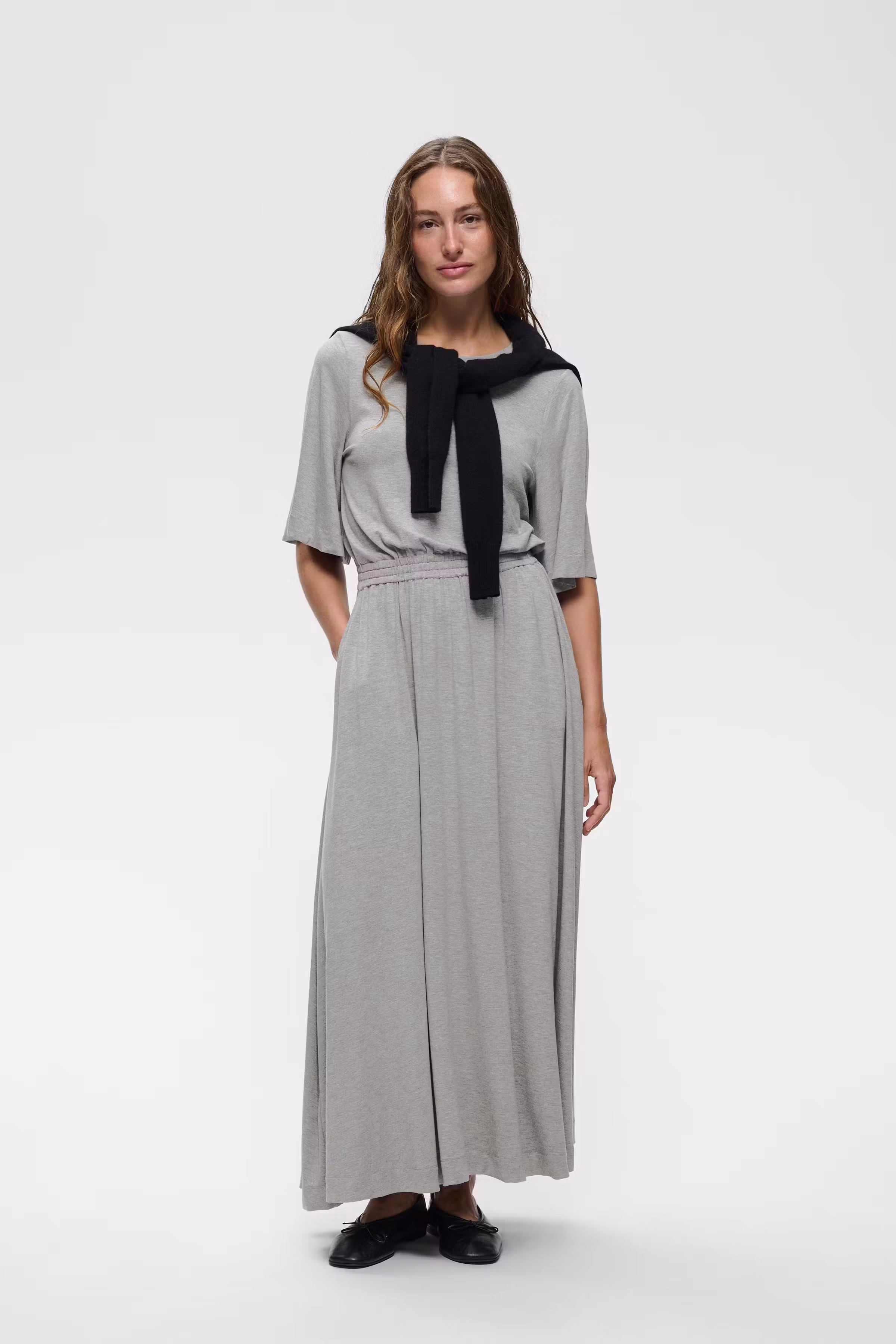 TalishaIW Kjole LOOKBOOK FRONT 30111320-1813041