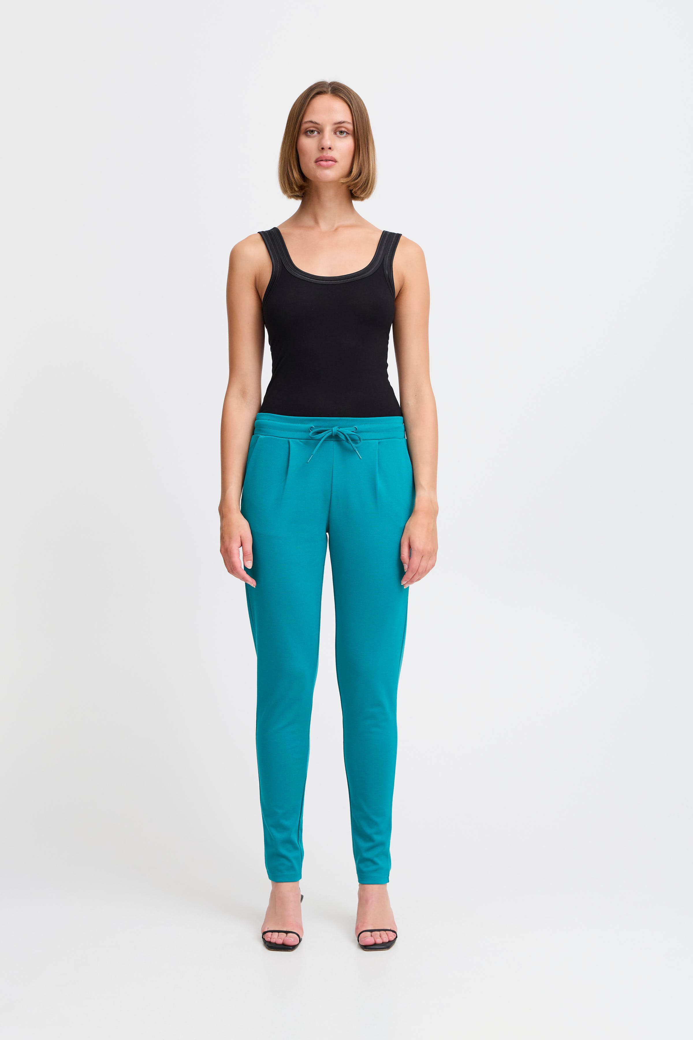 IHKATE Bukser LOOKBOOK FRONT 20105036-184728