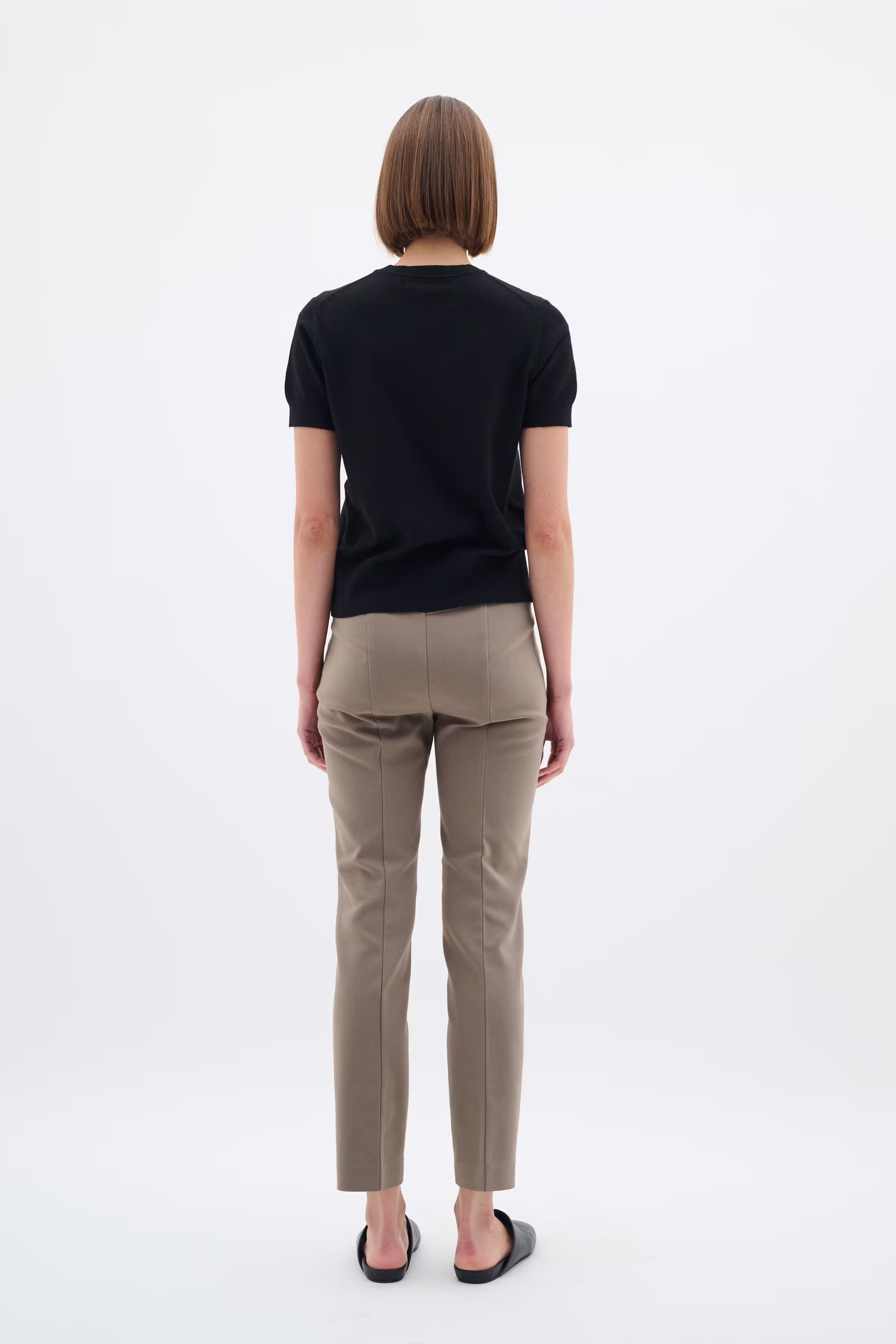 EmmyIW Trousers LOOKBOOK BACK 30110606-181304