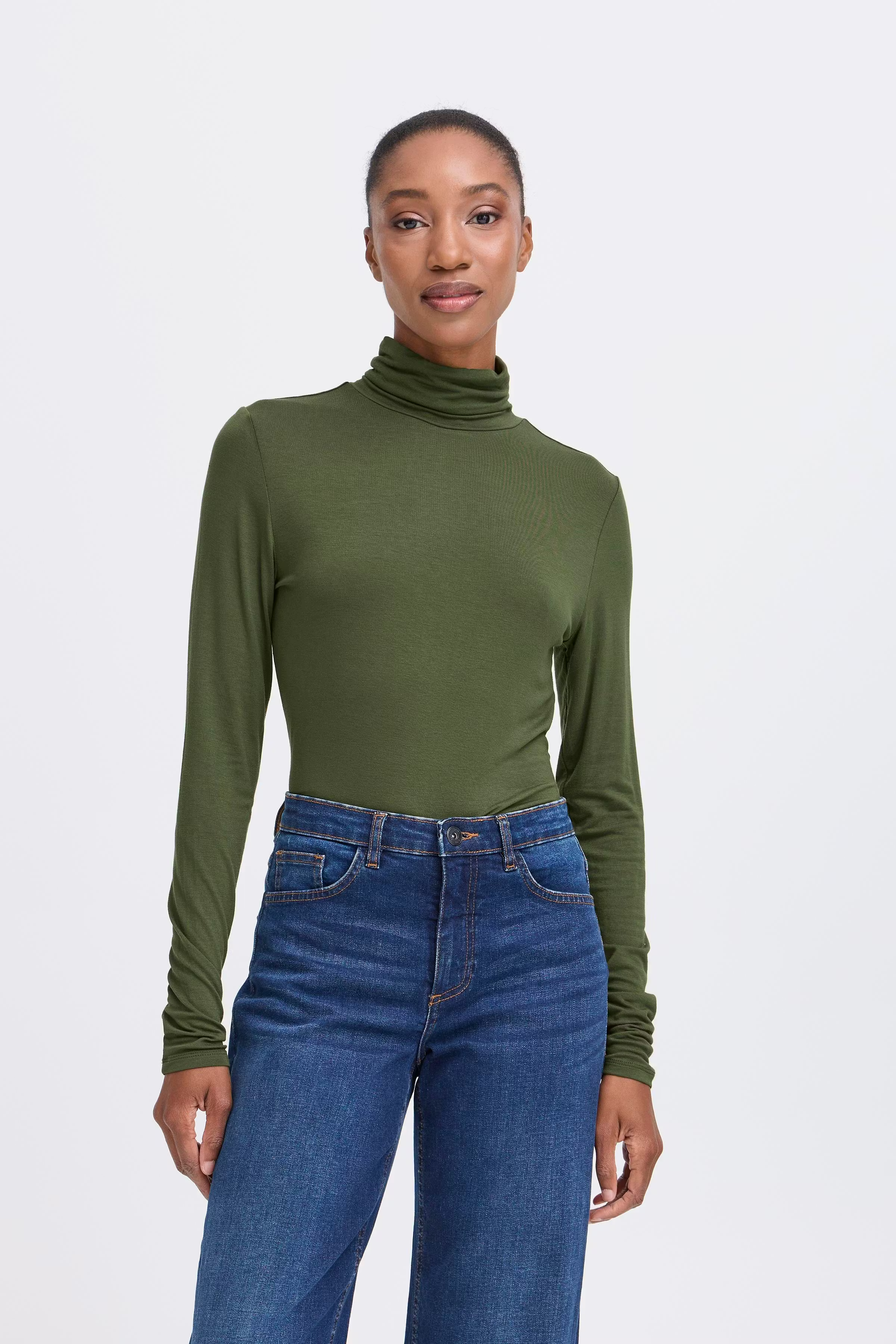 IHPHILUCA T-shirt LOOKBOOK FRONT 20113342-190419