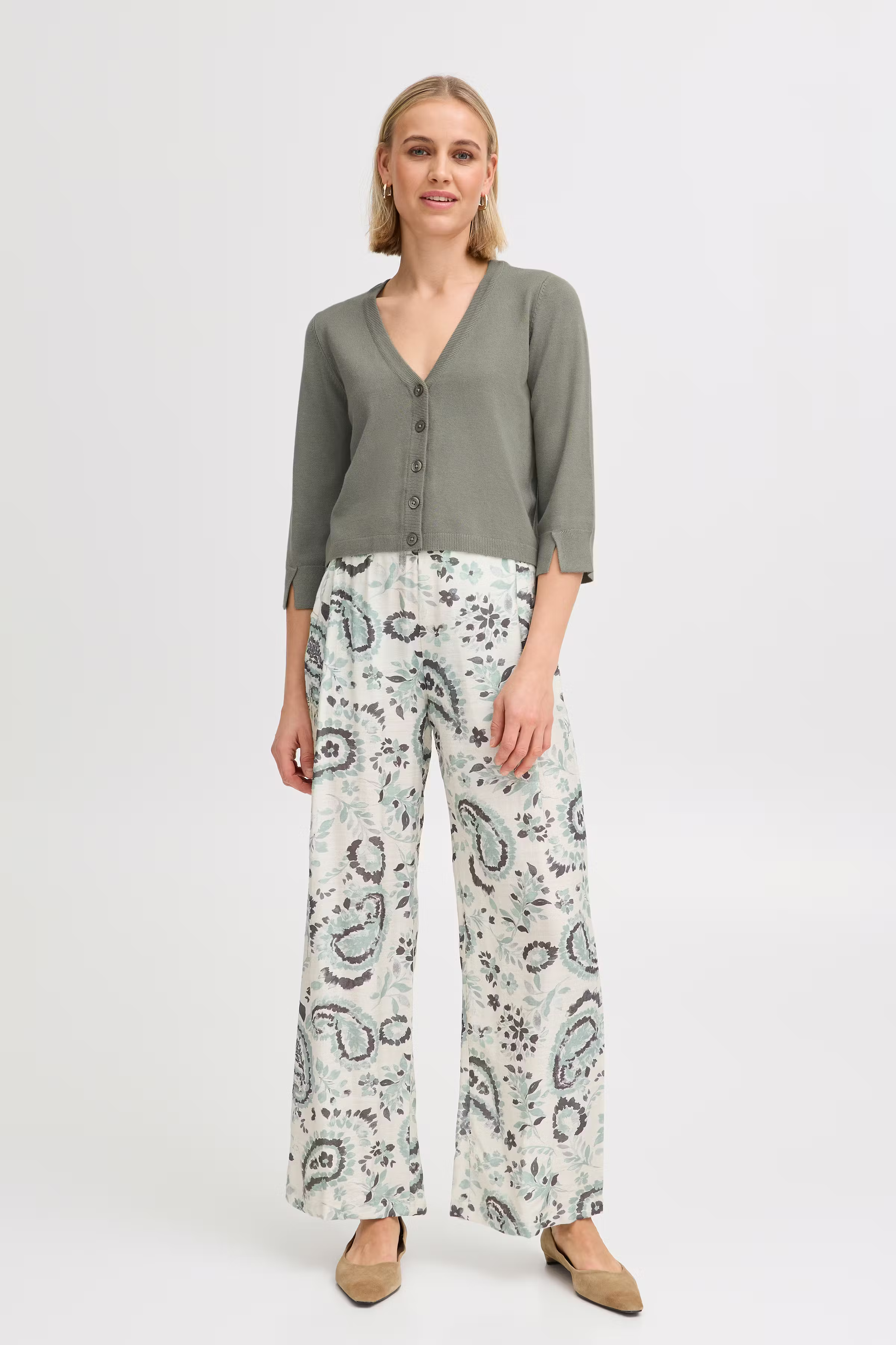 FRCLIA Cardigan LOOKBOOK FRONT 20613550-185806