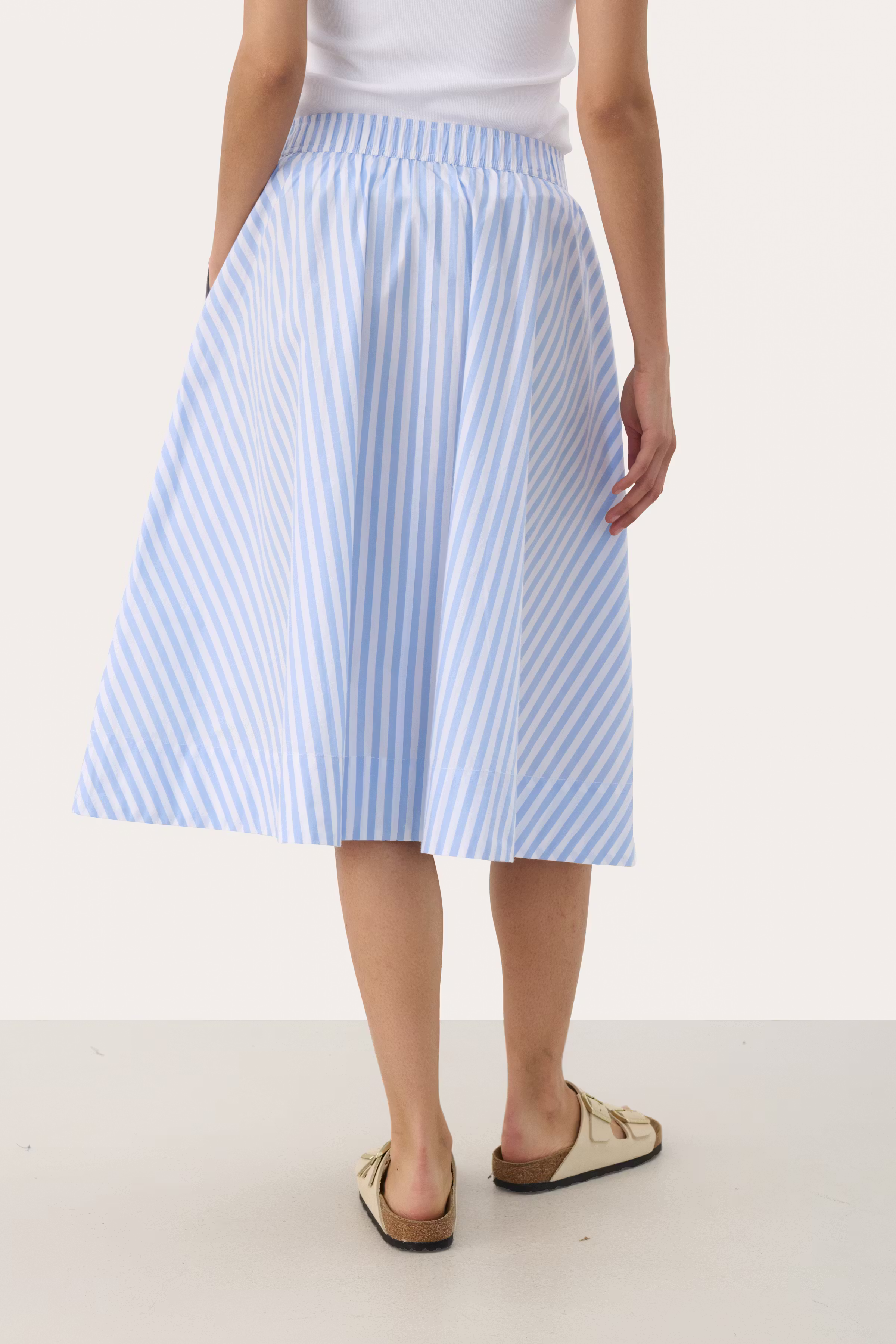 IngiPW Long skirt LOOKBOOK BACK 30308534-304073