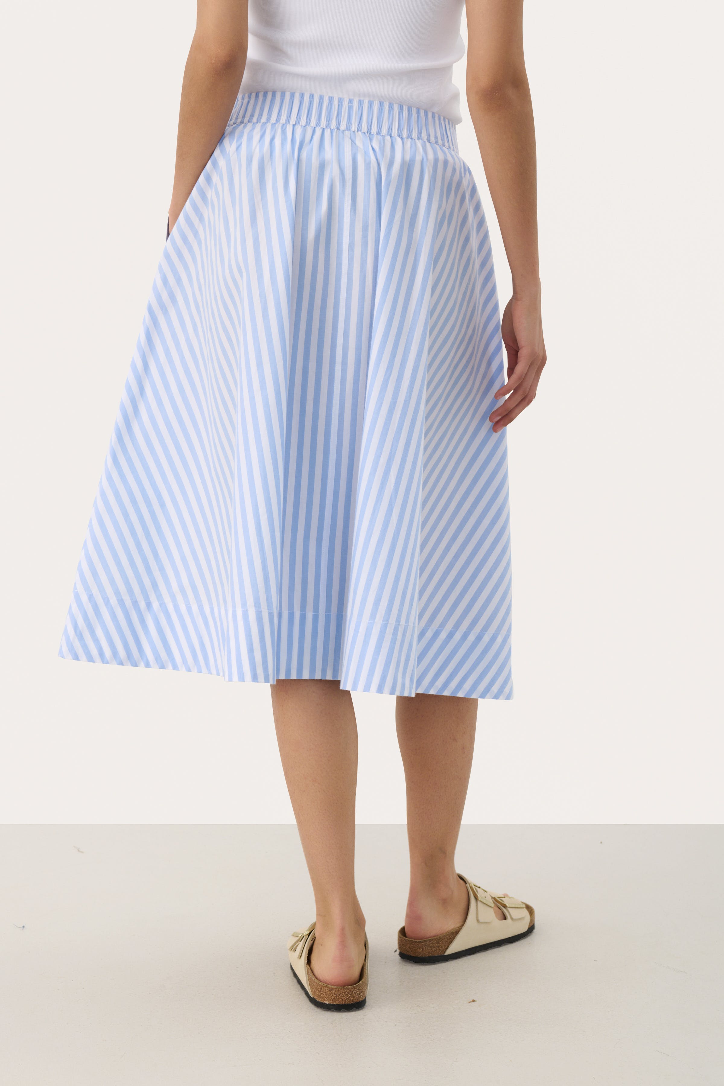 IngiPW Long skirt LOOKBOOK BACK 30308534-304073