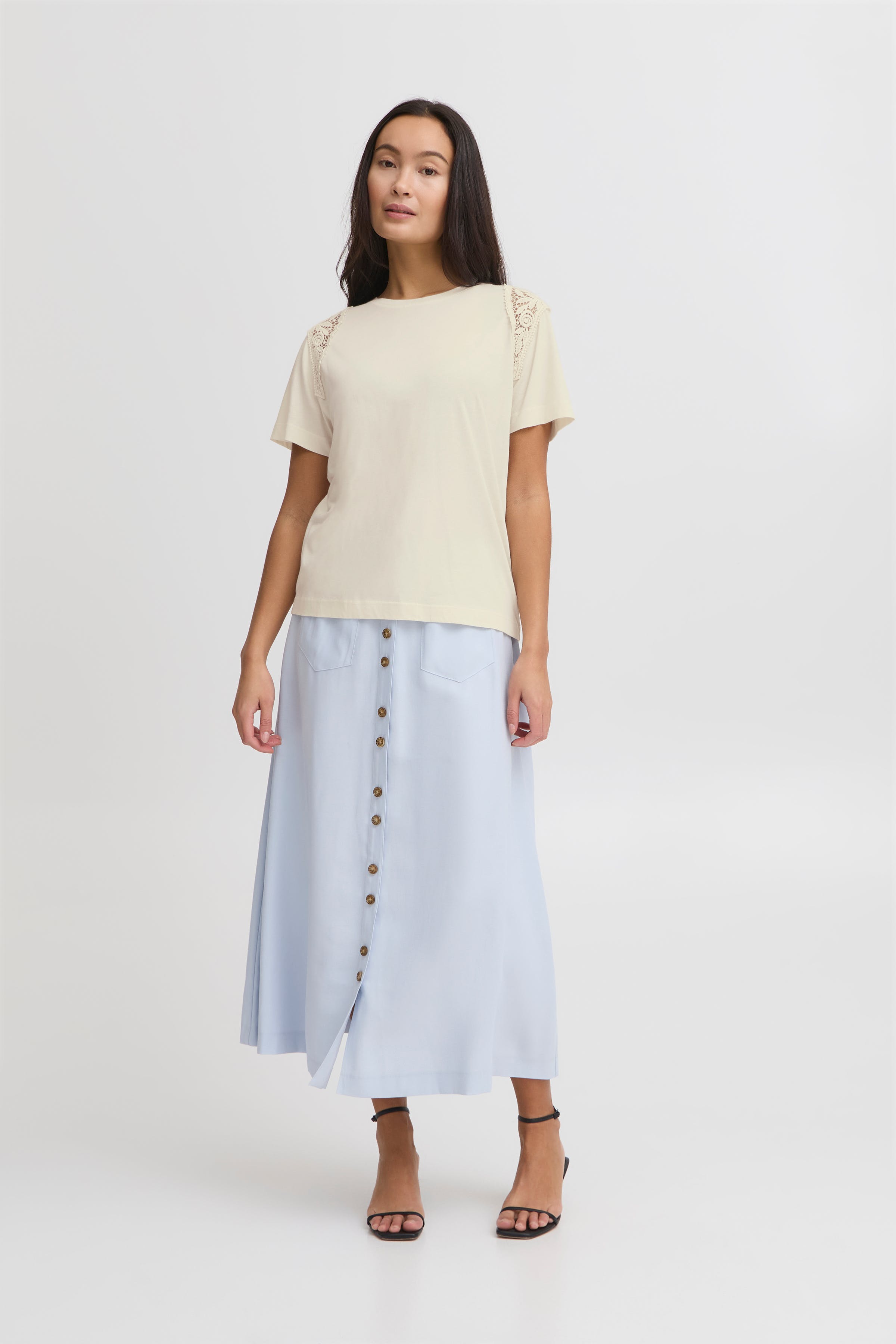 IRLENA T-shirt LOOKBOOK FRONT 20122872-130905