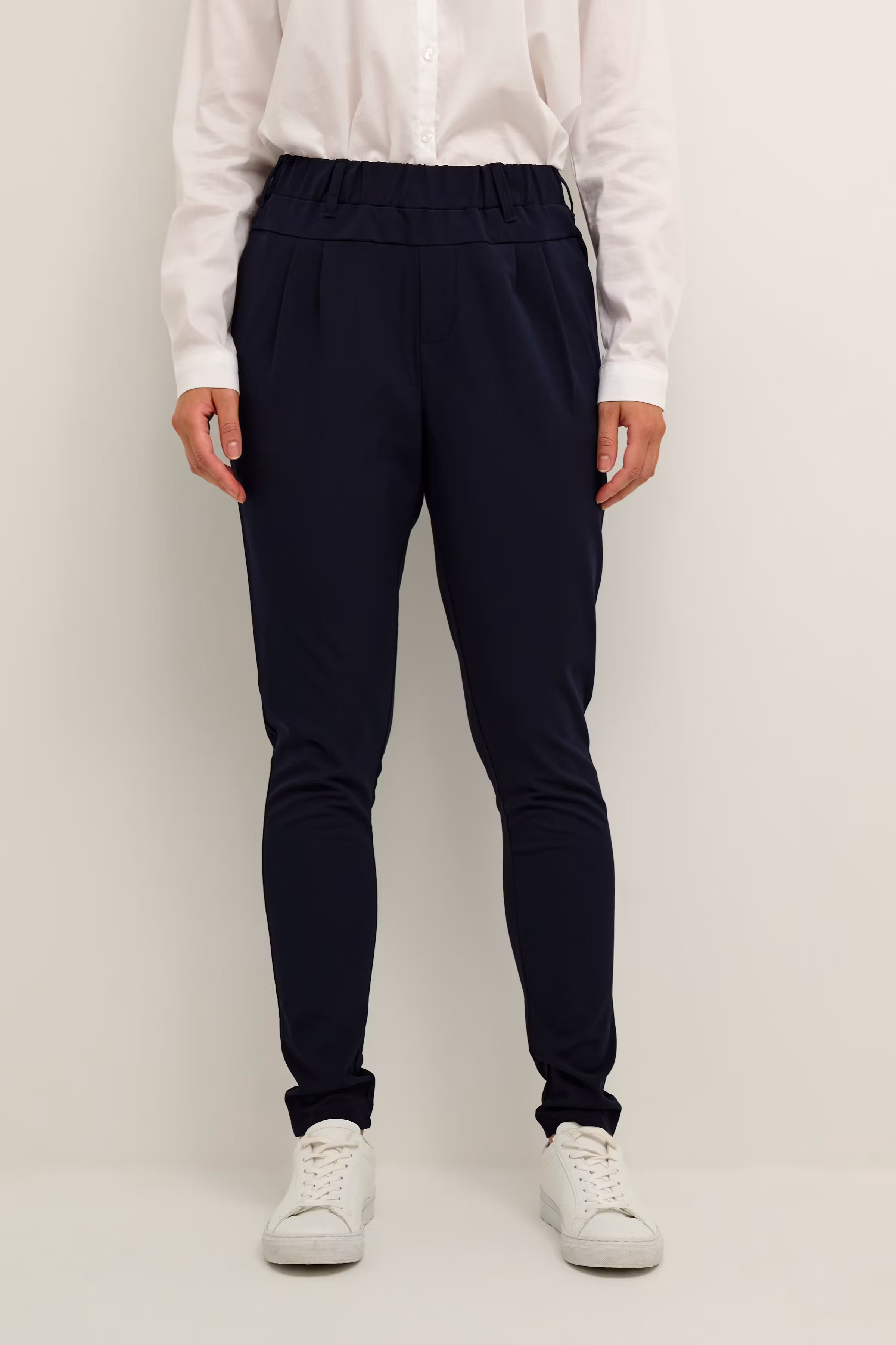 Jillian Bukser LOOKBOOK FRONT 501021-52737