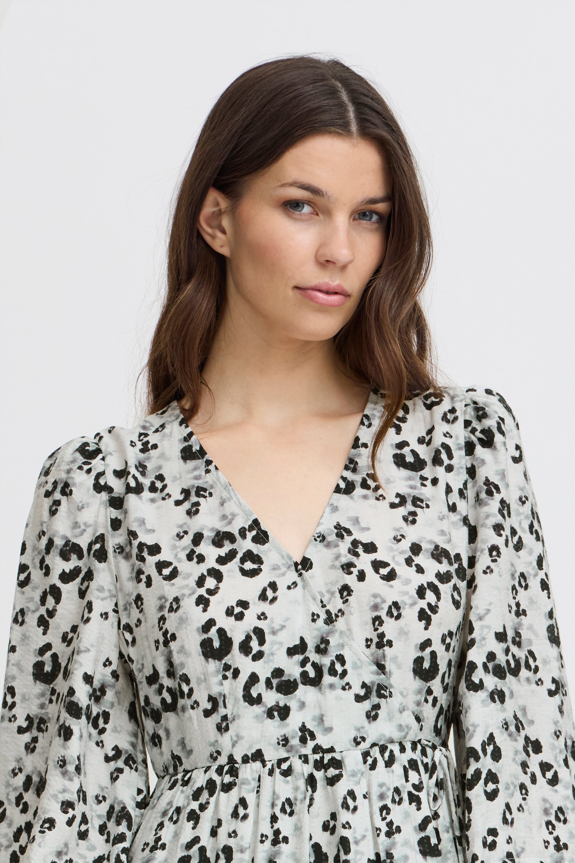 IHVALOR Klänning LOOKBOOK DETAIL 20121860-203676