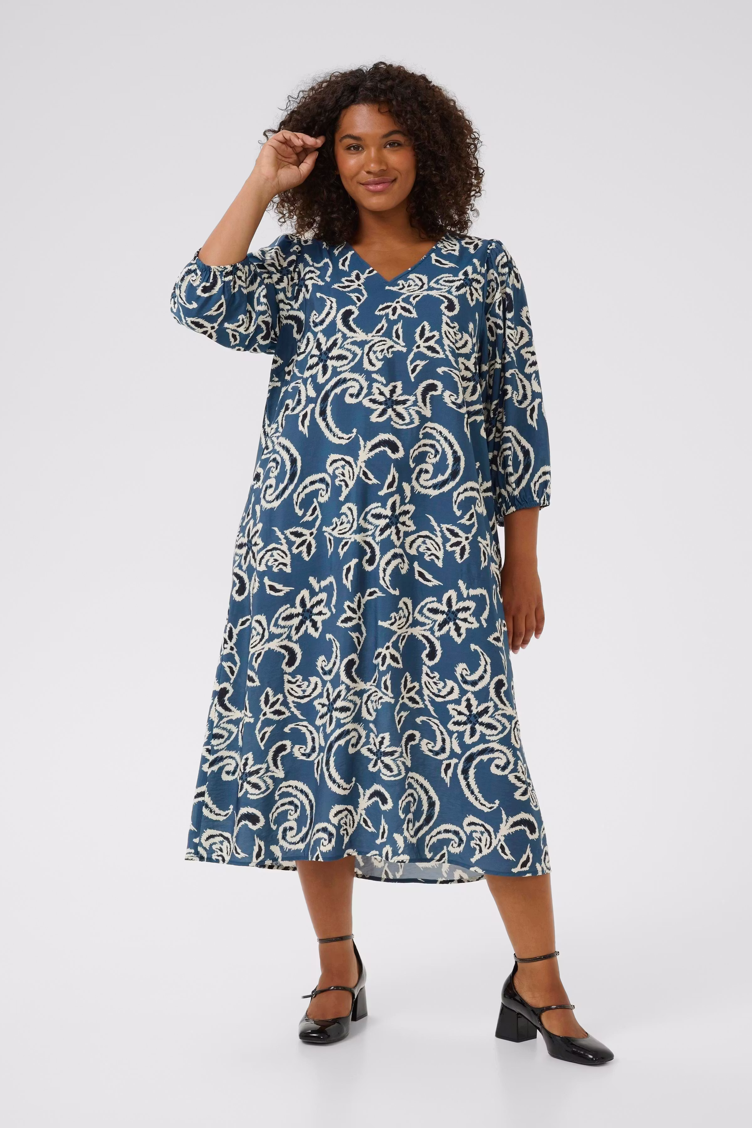 KCmahlia Klänning LOOKBOOK FRONT 10583610-108221