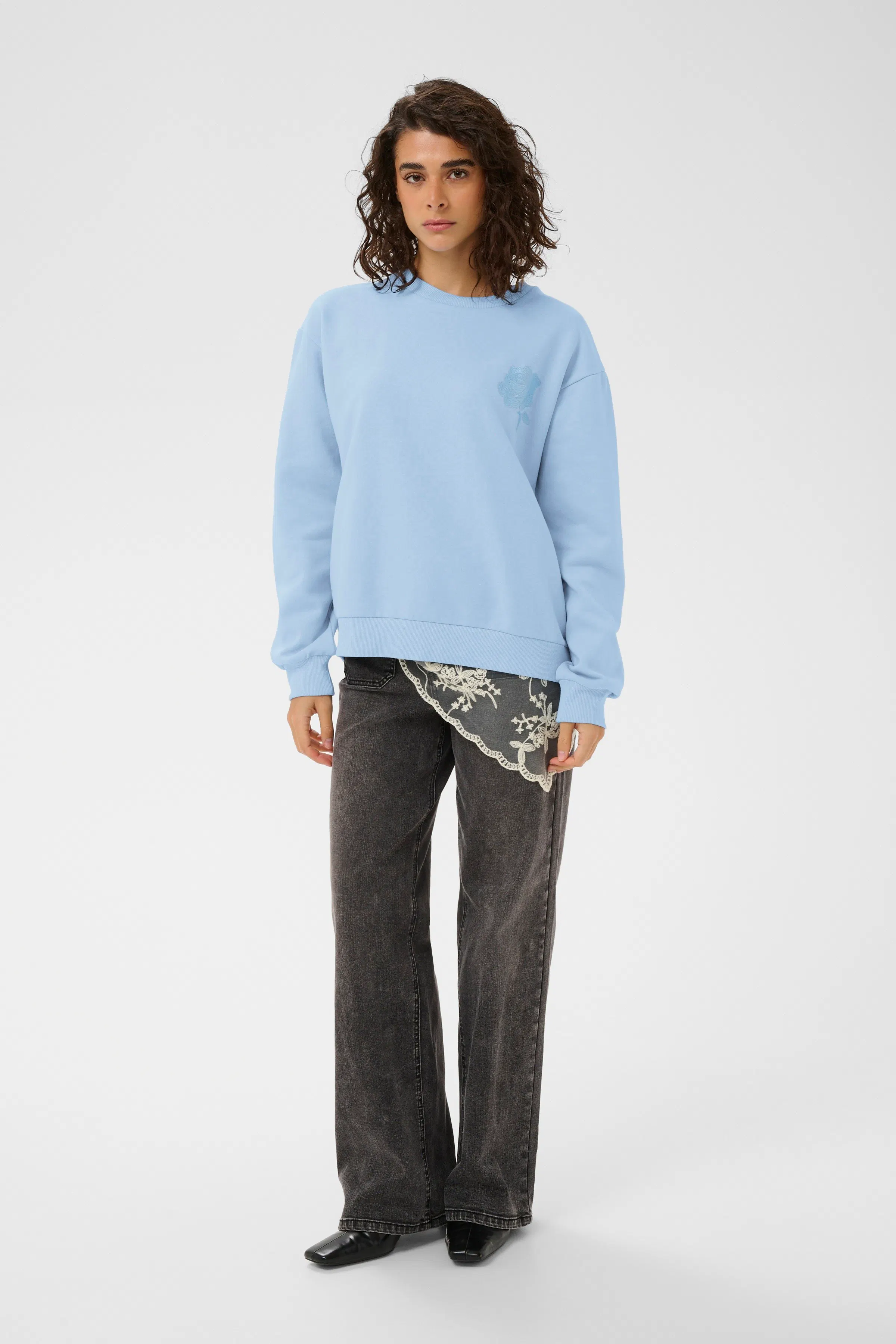 KAsussi Sweatshirt LOOKBOOK FRONT 10511087-144214