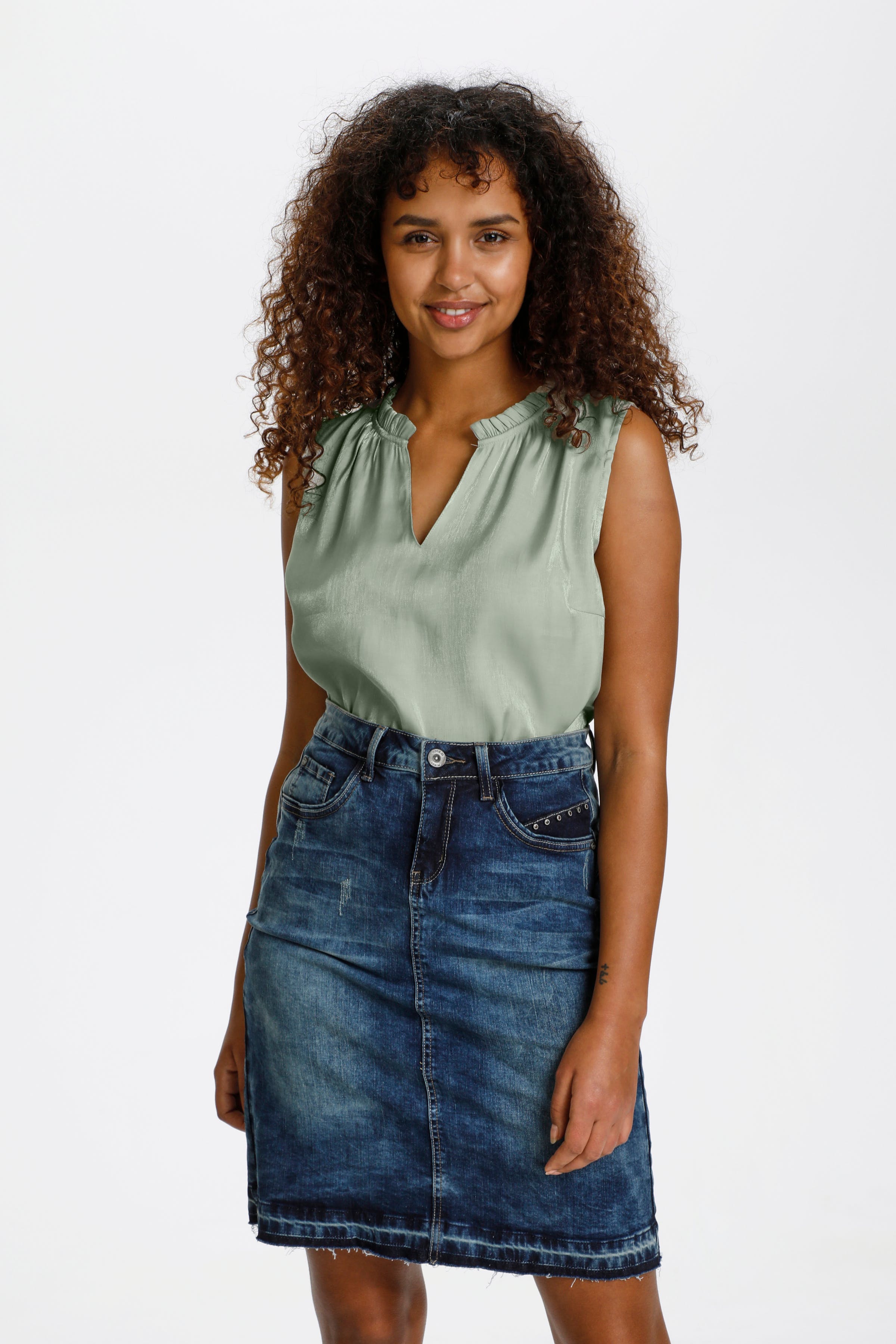 CRcecilie Top LOOKBOOK FRONT 10608113-160110