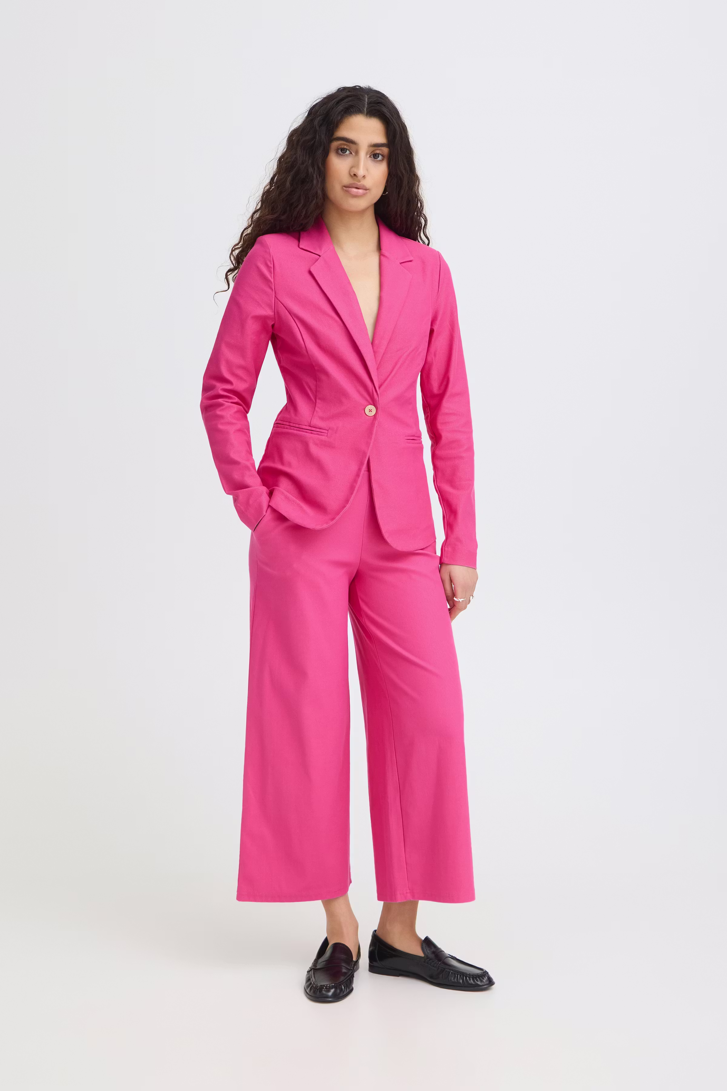 IHKATE Bukser LOOKBOOK FRONT 20125797-182336