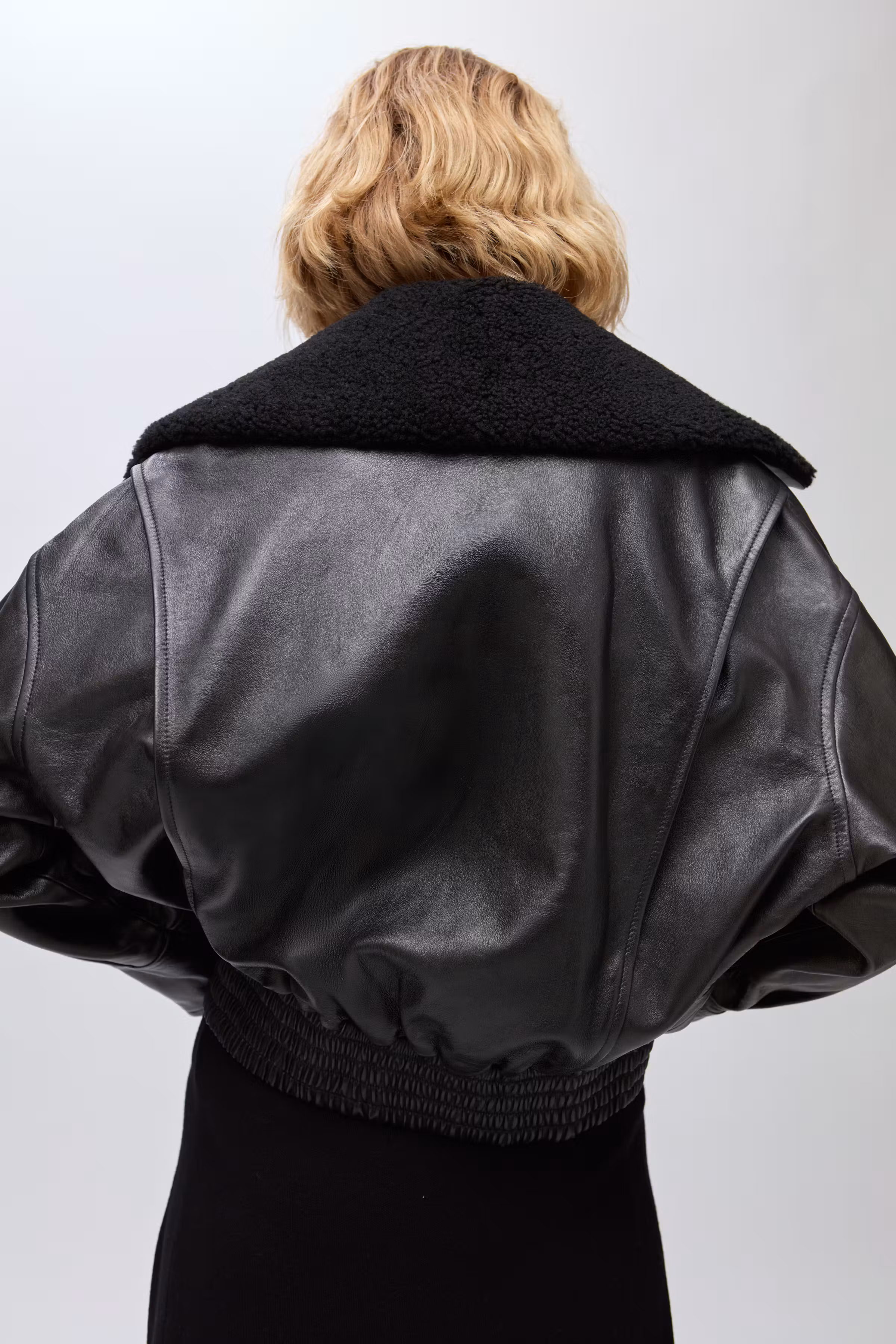 IOLaila Bovenkleding LOOKBOOK BACK 30600079-BK999