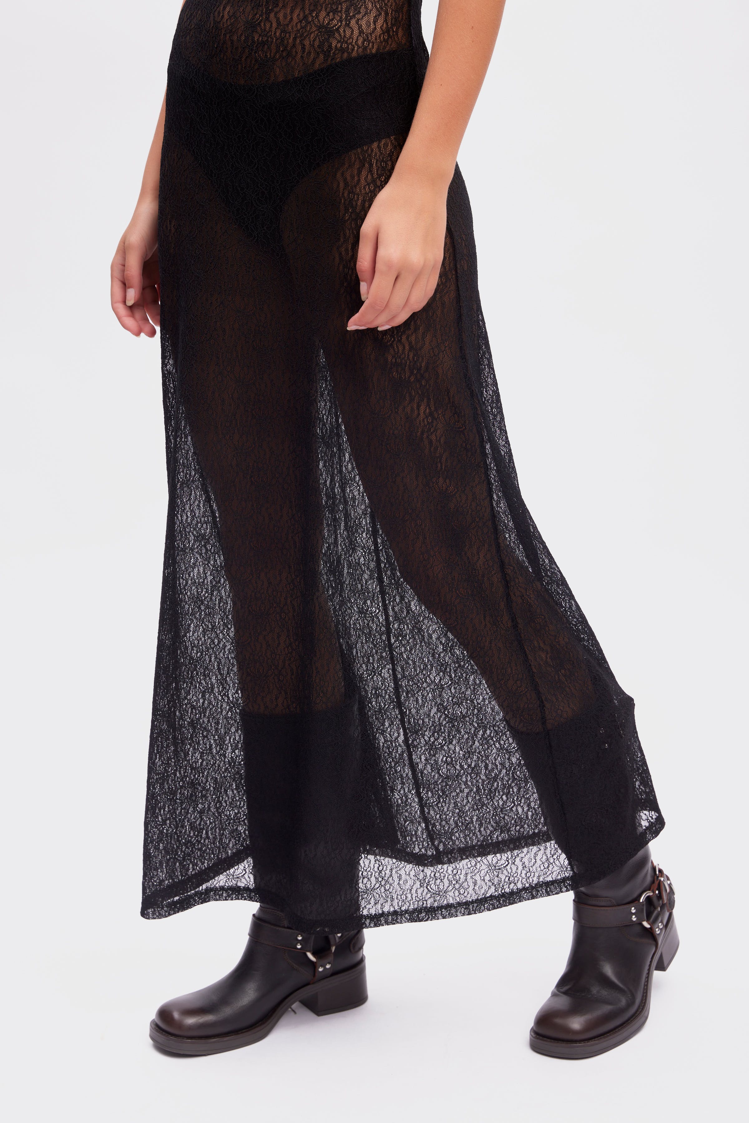 LailaGZ Dress LOOKBOOK FRONT 10909346-100017