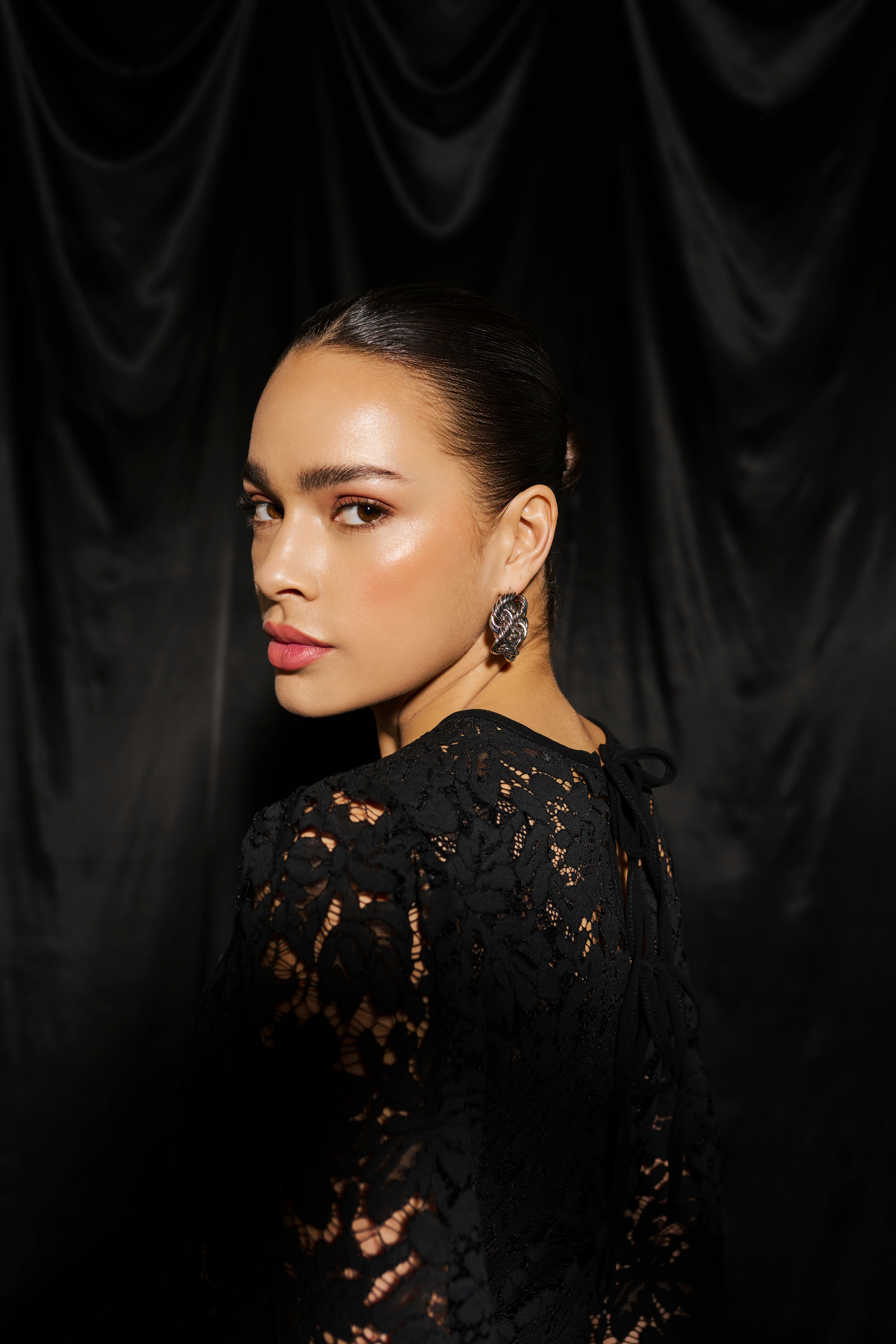 KAnomi Spitzenbluse LOCATION NONE 10509158-100121