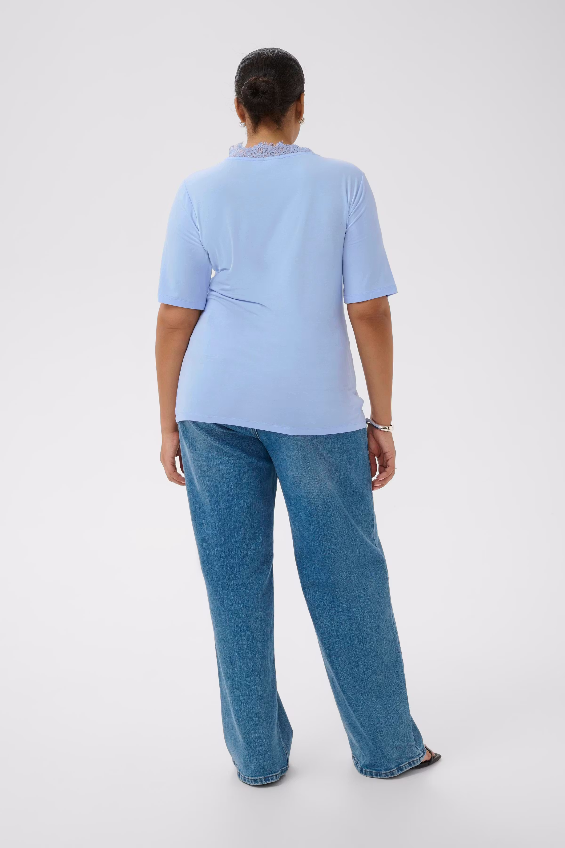 KCcarli T-shirt LOOKBOOK BACK 10584485-154031