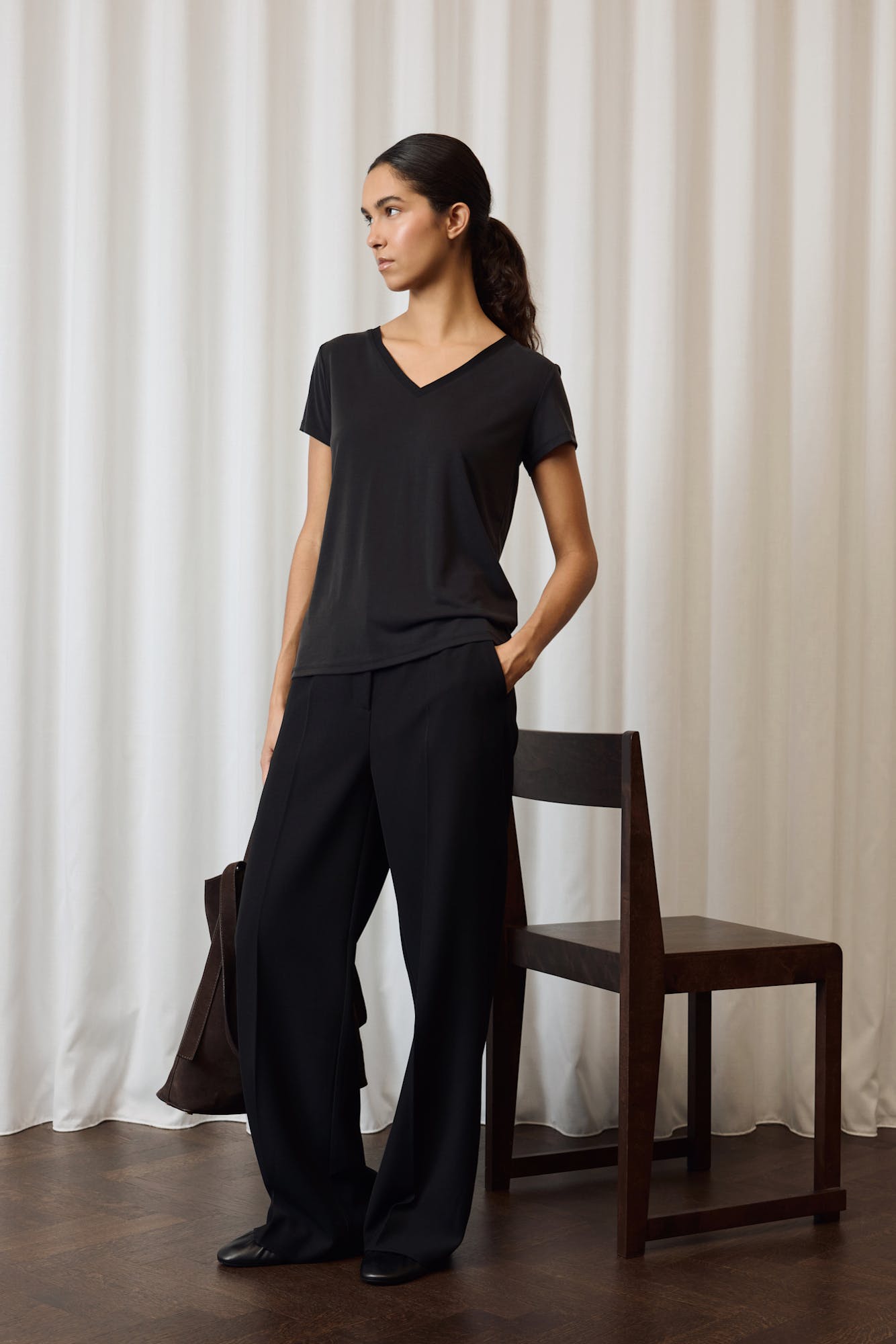 SLColumbine V-neck T-shirt LOCATION NONE 30404284-40050