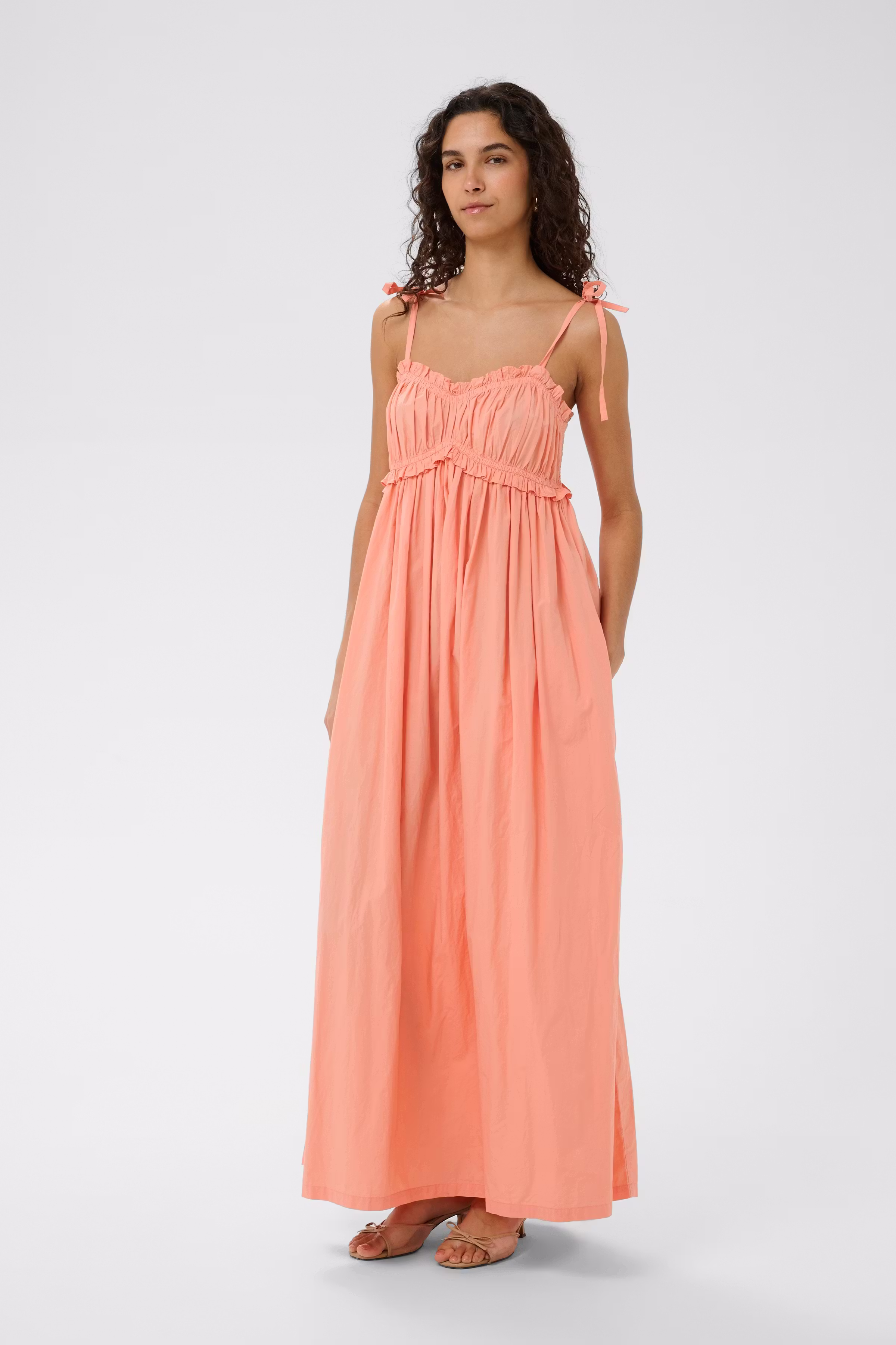 RosaellaSZ Kjole LOOKBOOK FRONT 30515112-151520