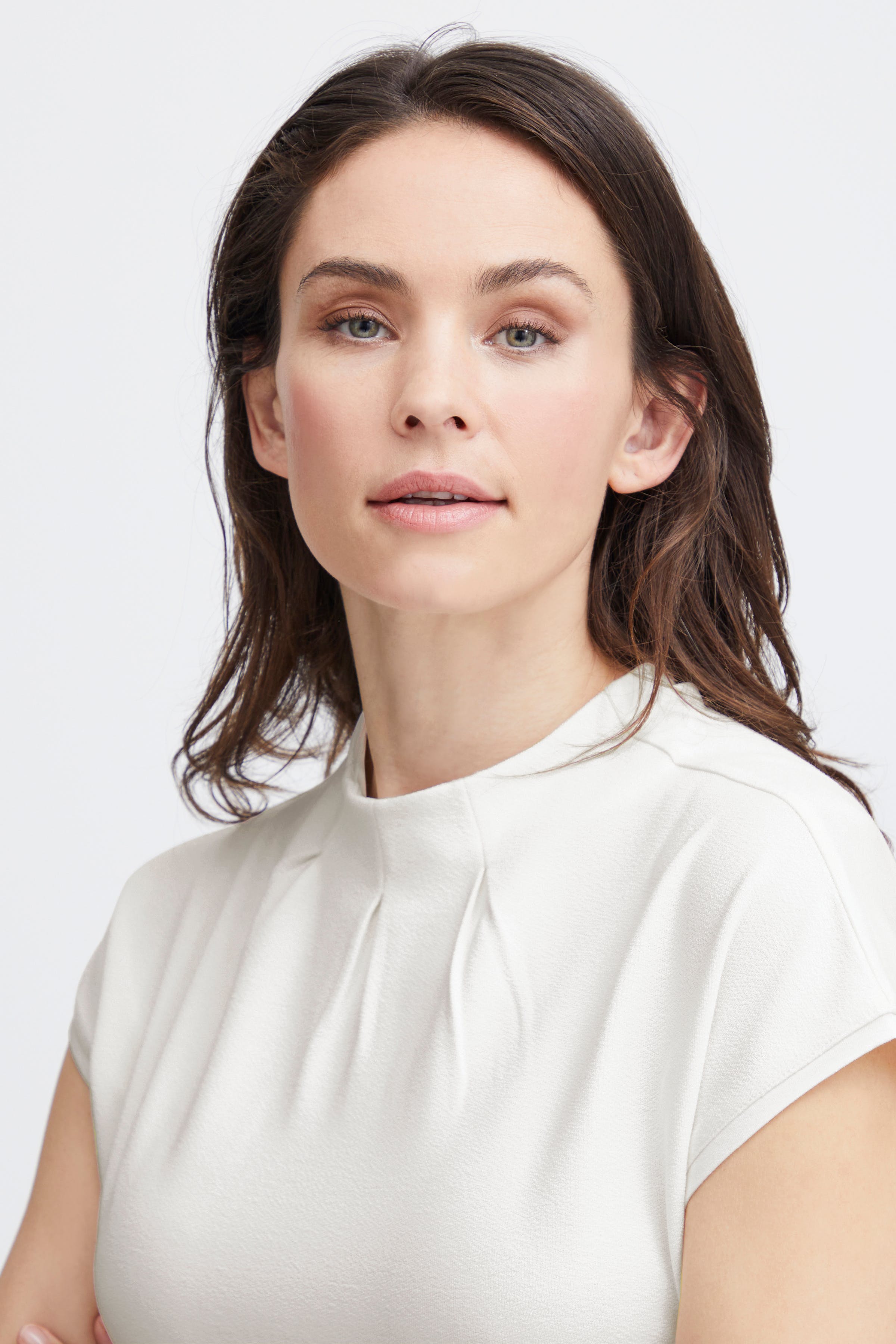 ZASKATERFR KORTERMET BLUSE LOOKBOOK DETAIL 20606485-60010