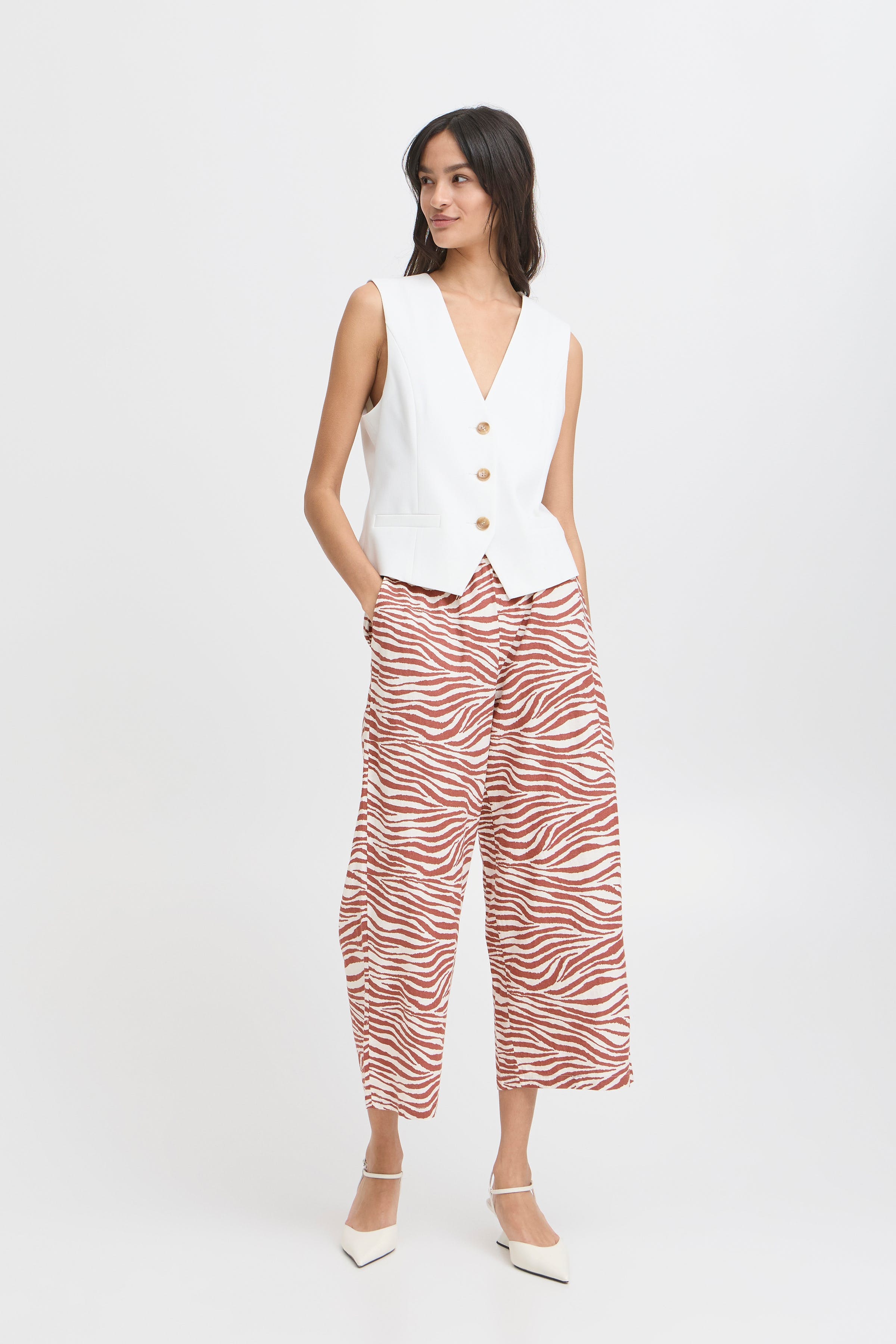 BYFALAKKA Trousers LOOKBOOK FRONT 20813083-204541