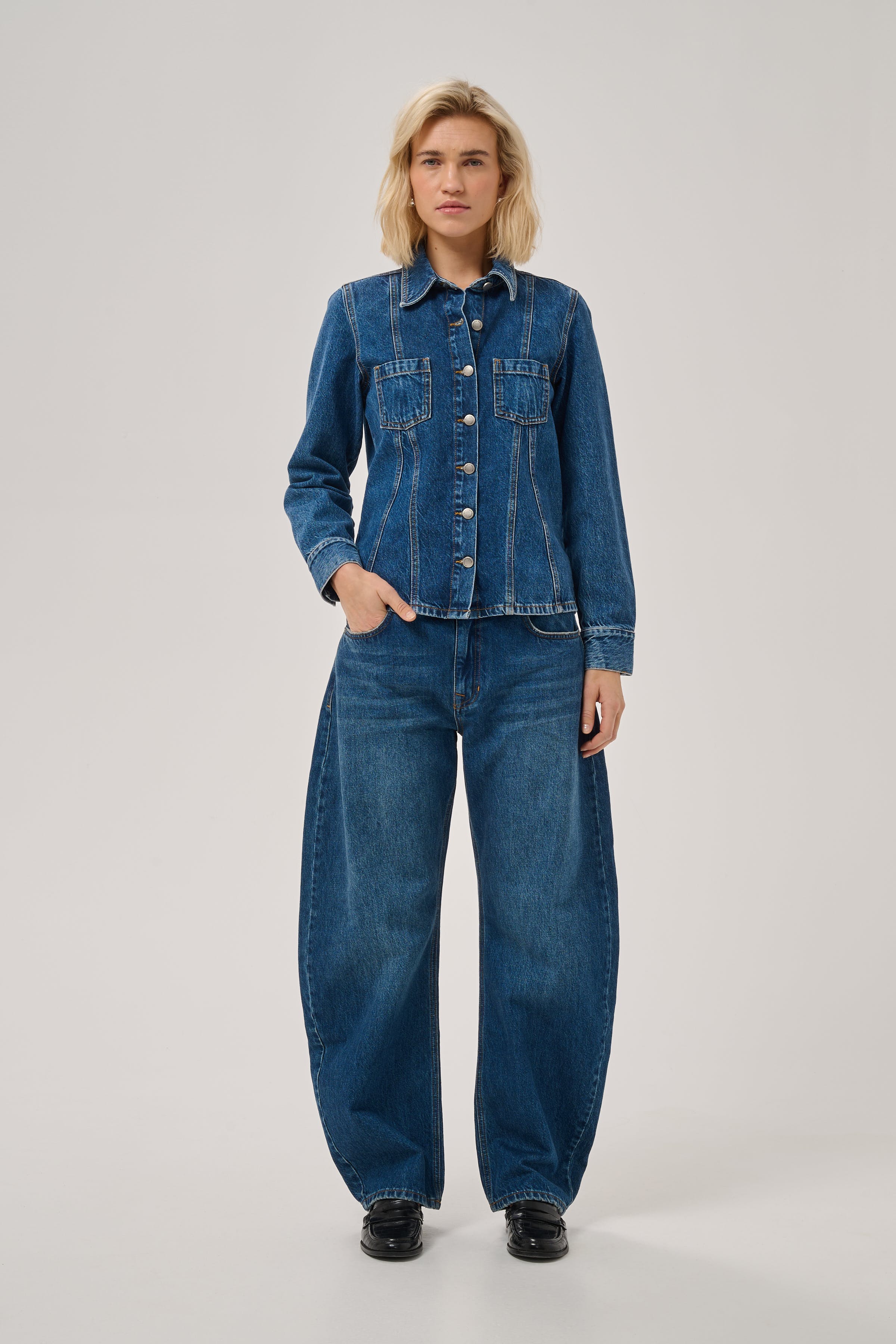 MWRemmie Jeans LOOKBOOK FRONT 10705625-100063