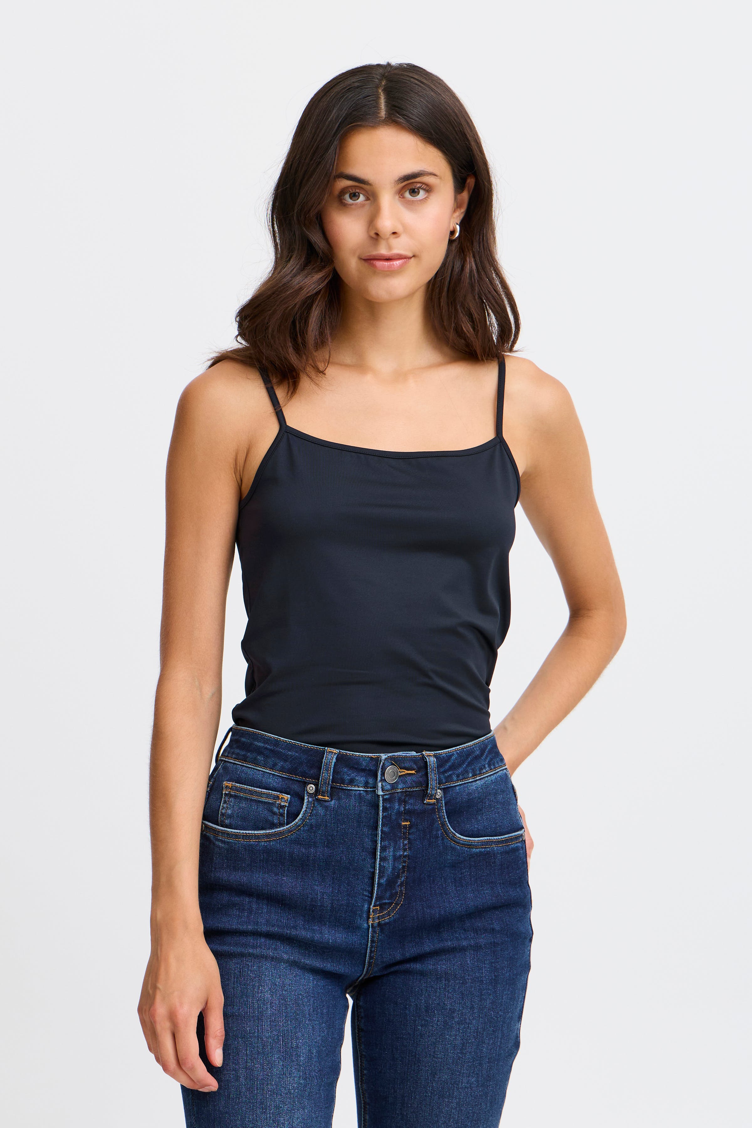 KRASKFR TOPP LOOKBOOK FRONT 600239-60468