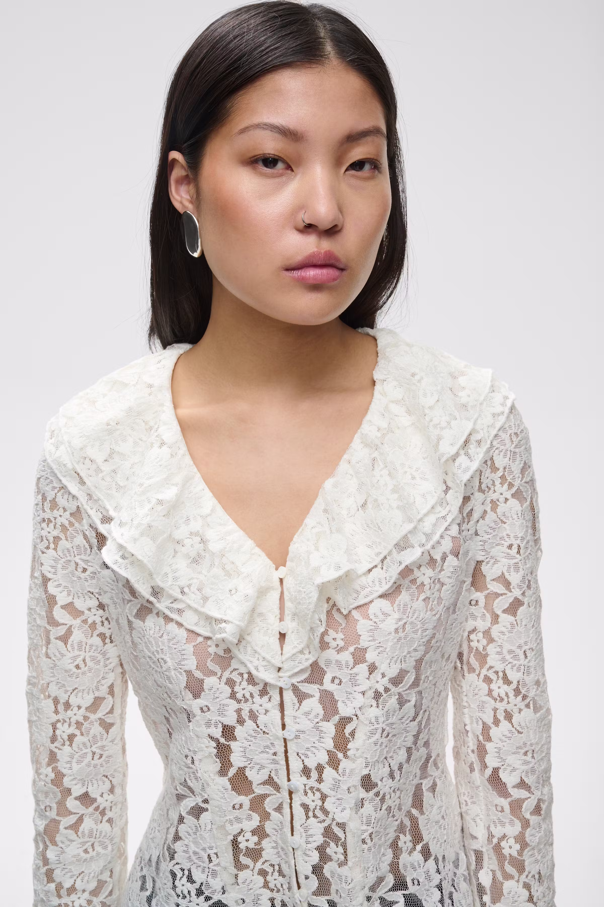 IOTIERRA BLUSE LOOKBOOK DETAIL 30600584-WH010