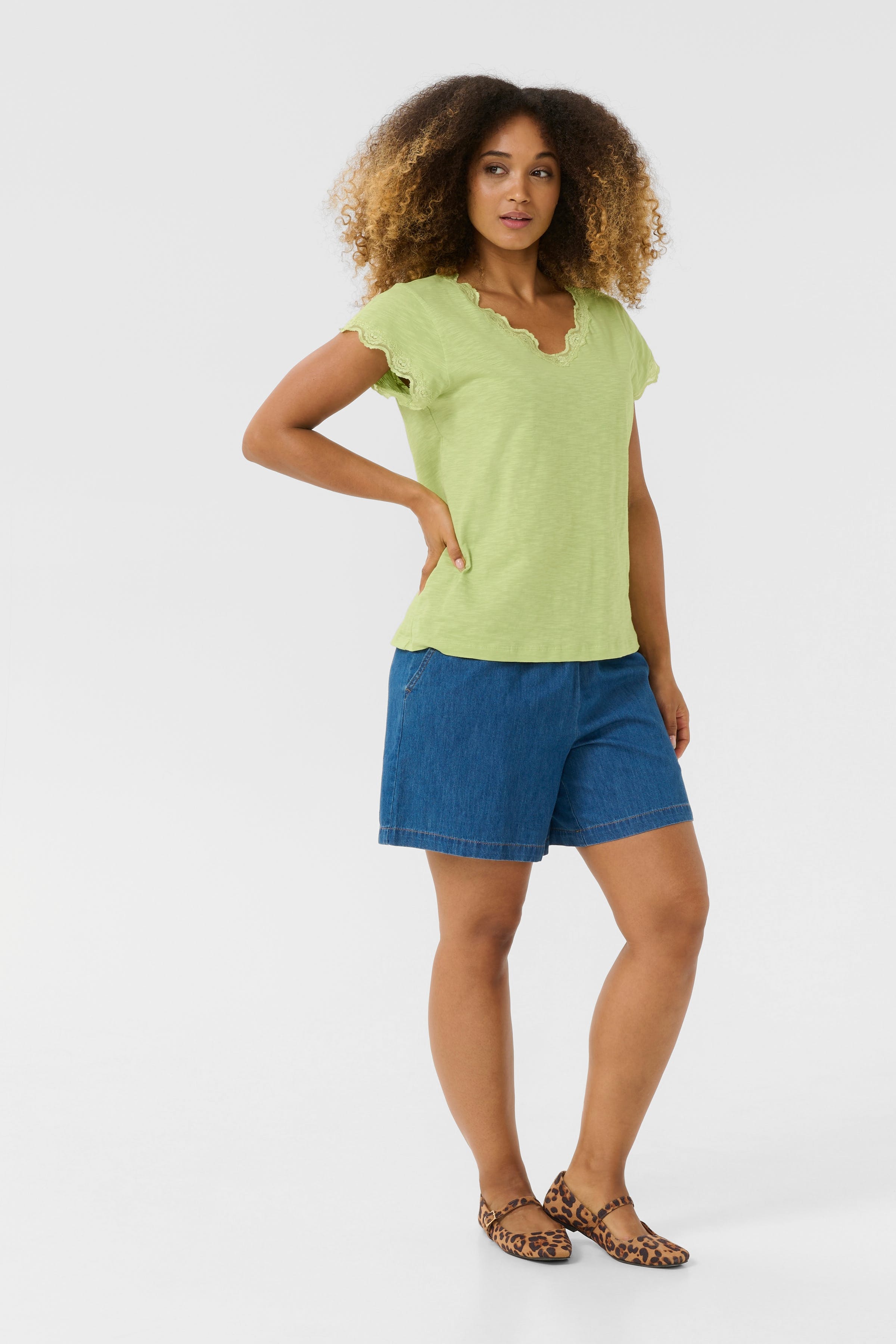 CUbiana T-shirt LOOKBOOK FRONT 50111510-140223