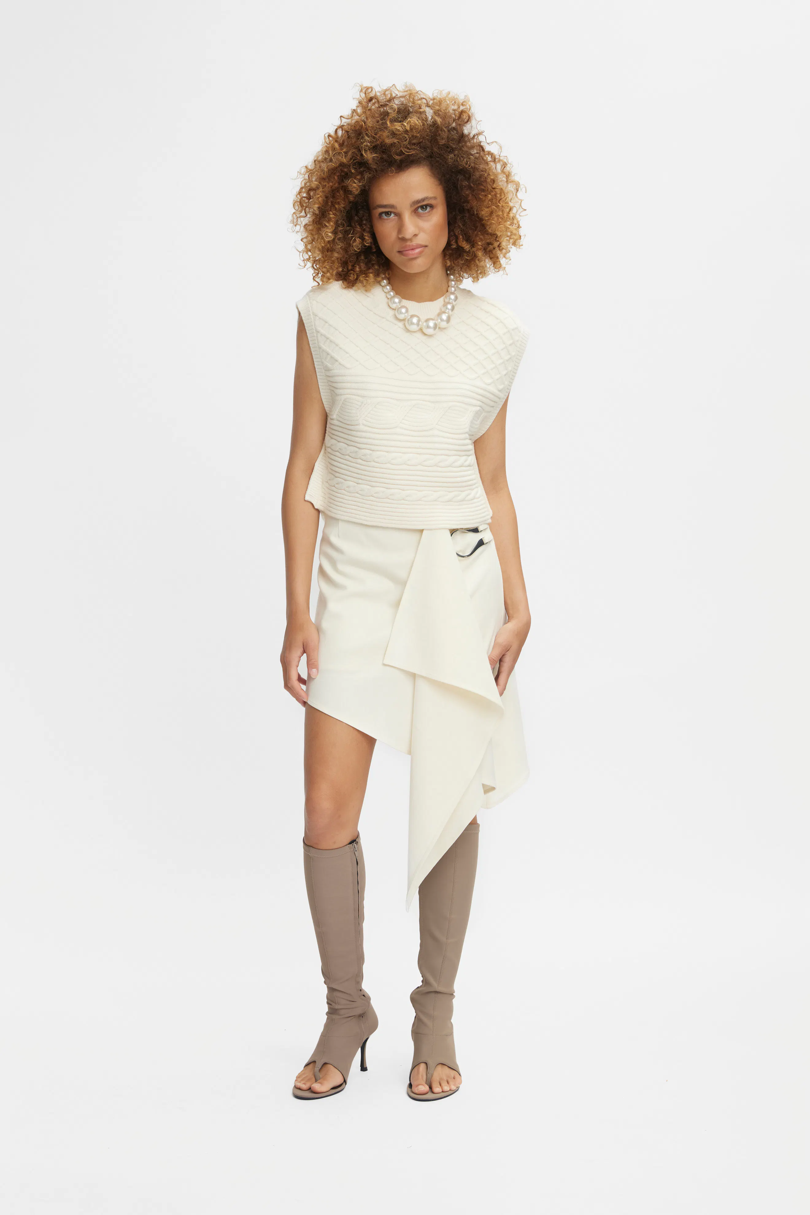 MebaGZ Väst LOOKBOOK FRONT 10908977-110103