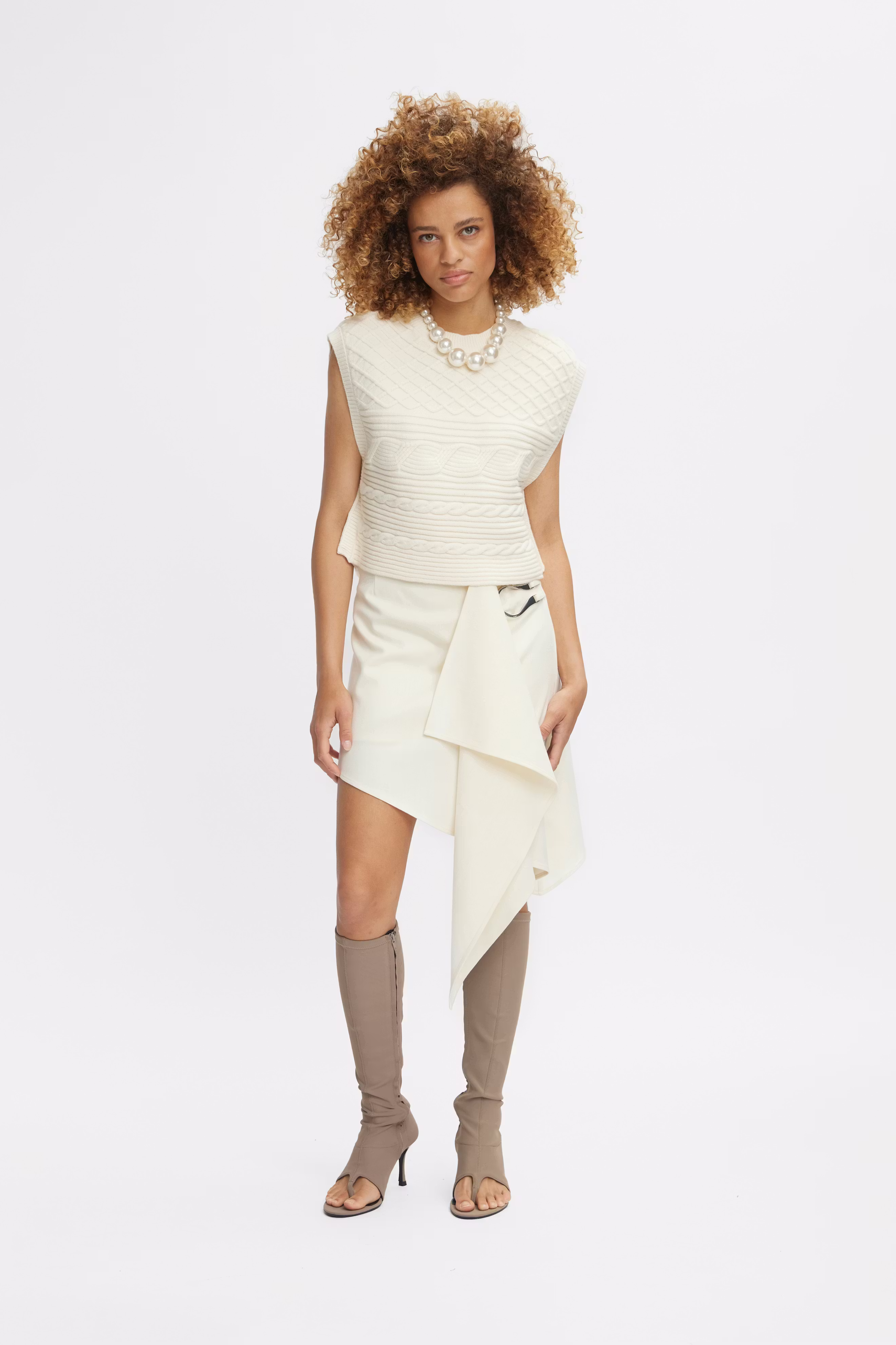 MebaGZ Weste LOOKBOOK FRONT 10908977-110103