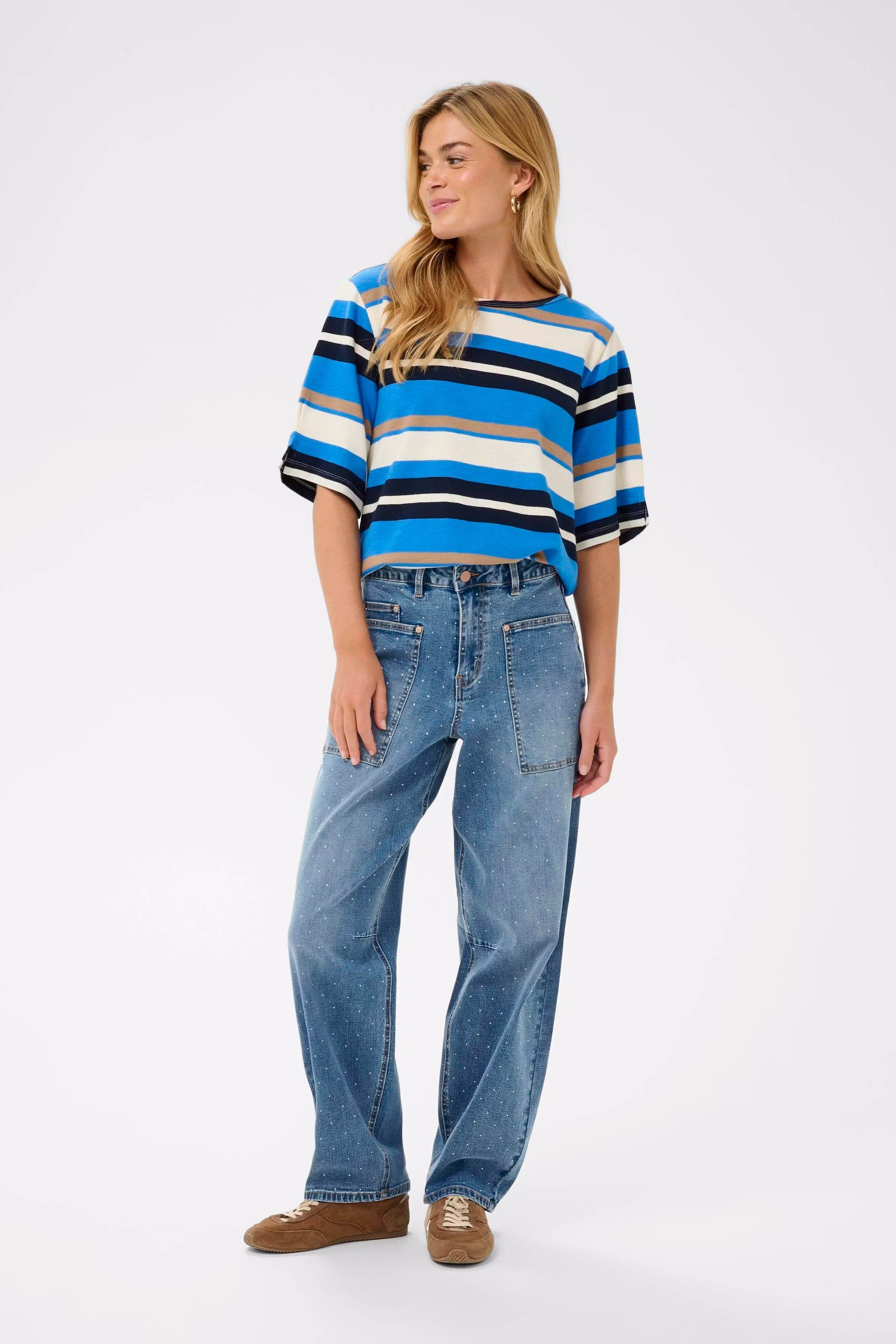 CRSvea Jeans LOOKBOOK FRONT 10614838-109170