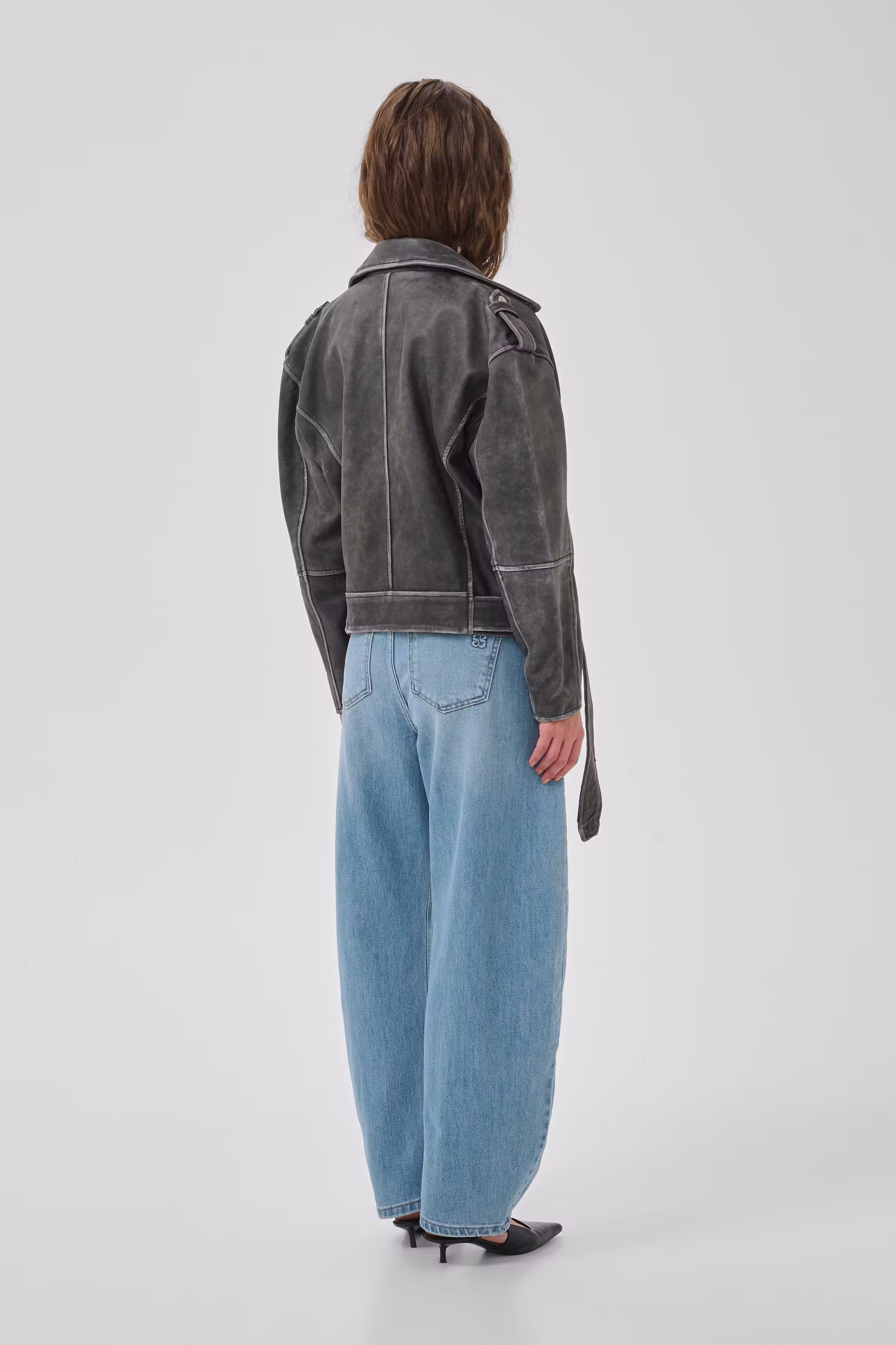 MWRemmie Barrel jeans LOOKBOOK BACK 10705635-100047