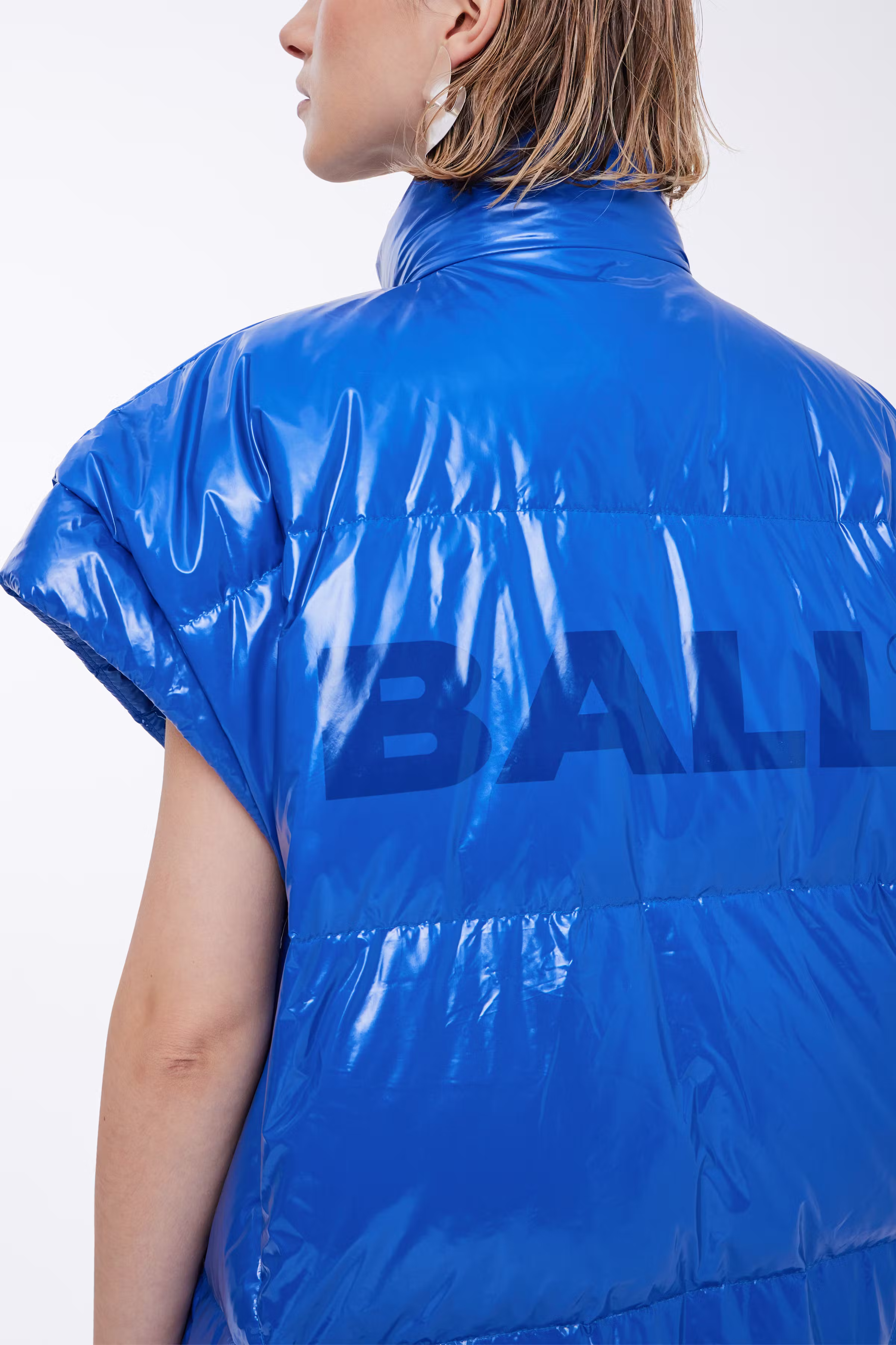 BASALVADORE Vest LOOKBOOK DETAIL 50405035-194056