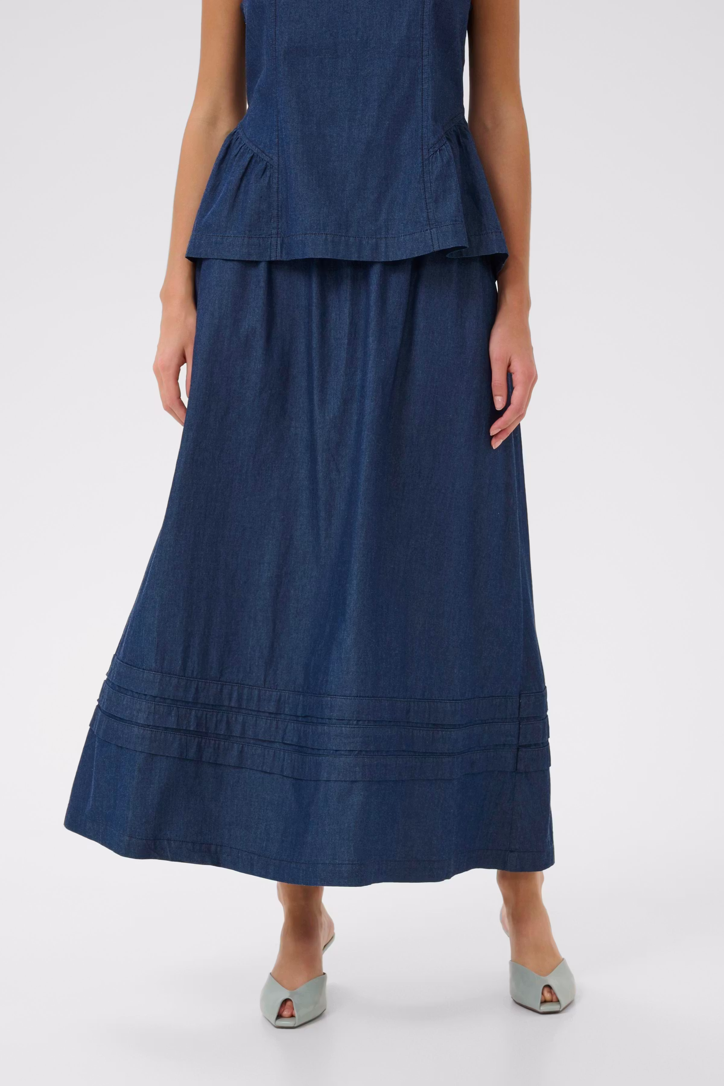 CUmone Nederdel LOOKBOOK FRONT 50113117-500119