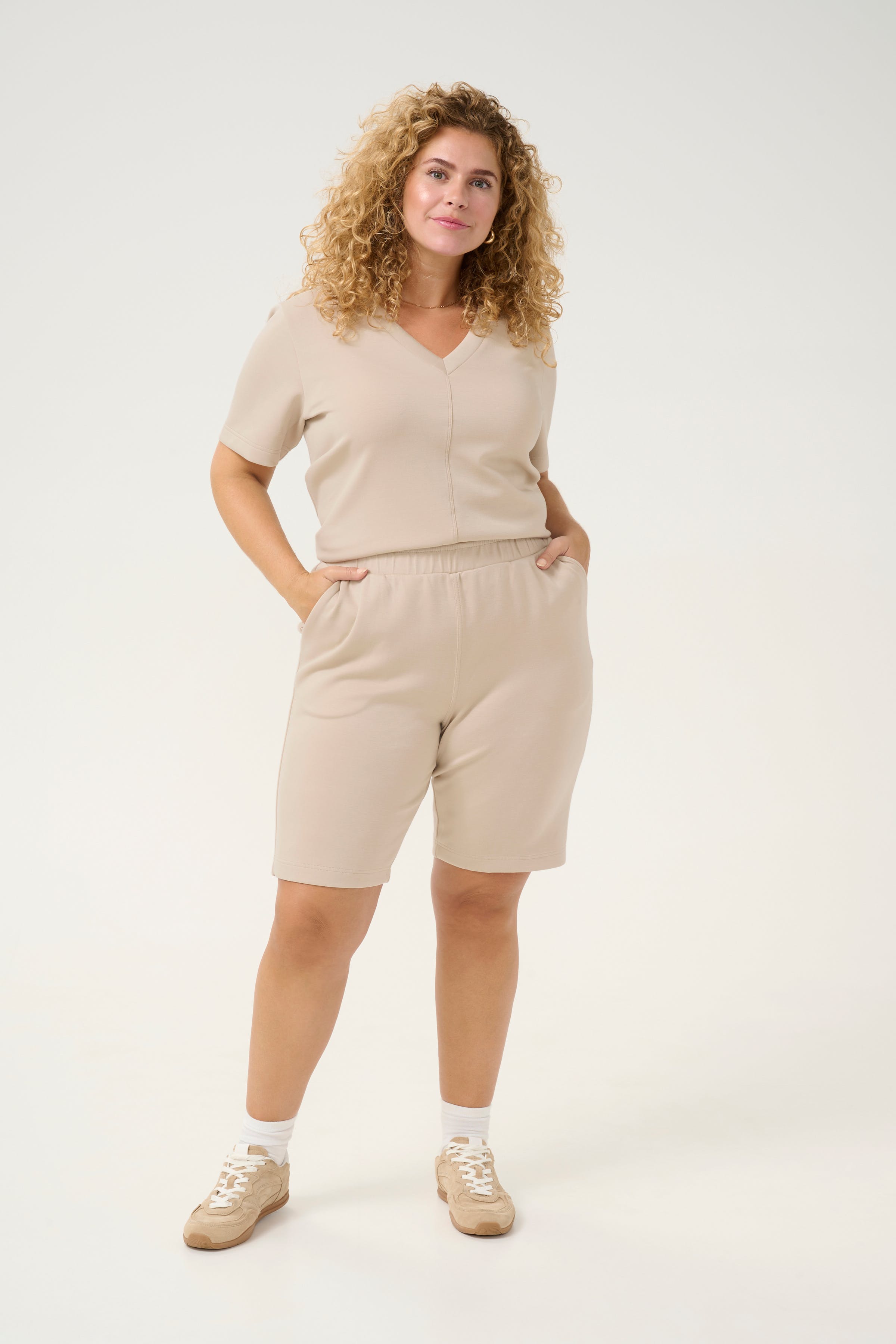 KCannita Shorts LOOKBOOK FRONT 10583279-151305