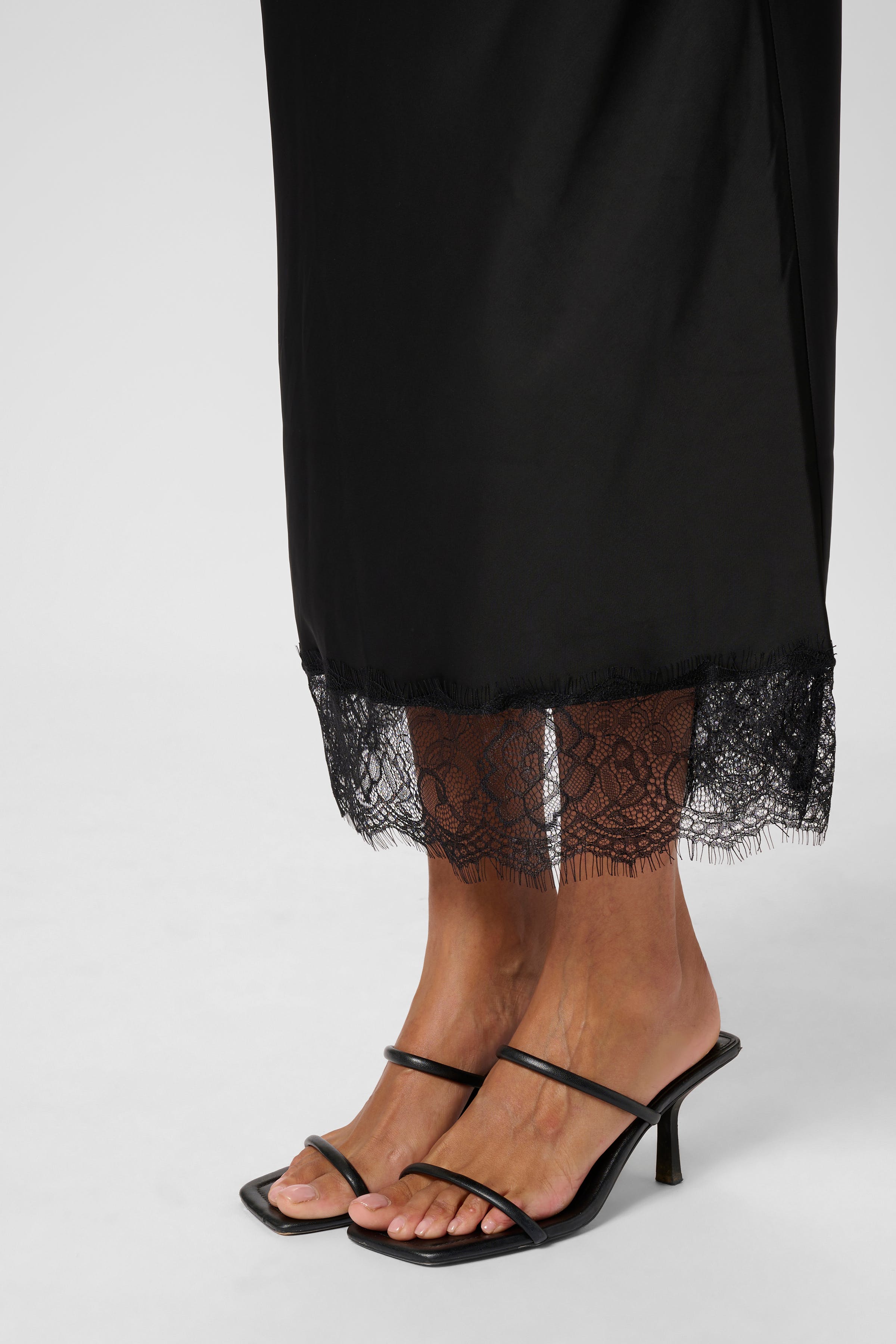 KAhilda Rock LOOKBOOK DETAIL 10510191-100121