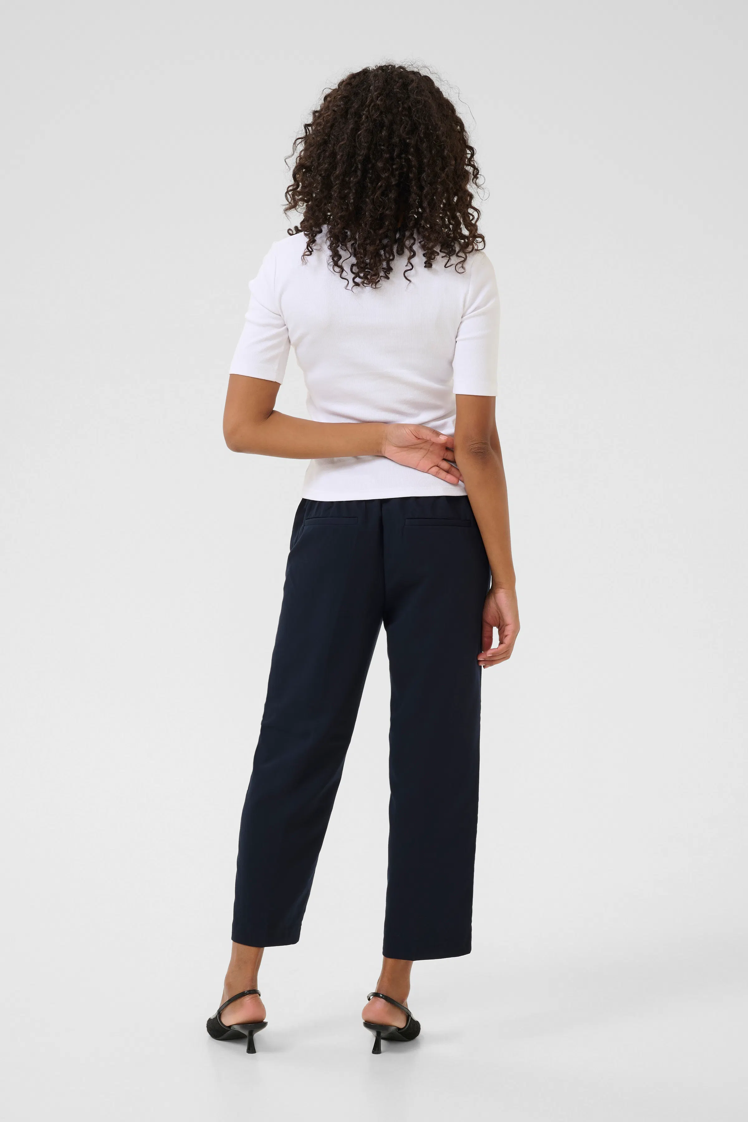 KAsakura Cropped Bukser LOOKBOOK BACK 10506127-194020