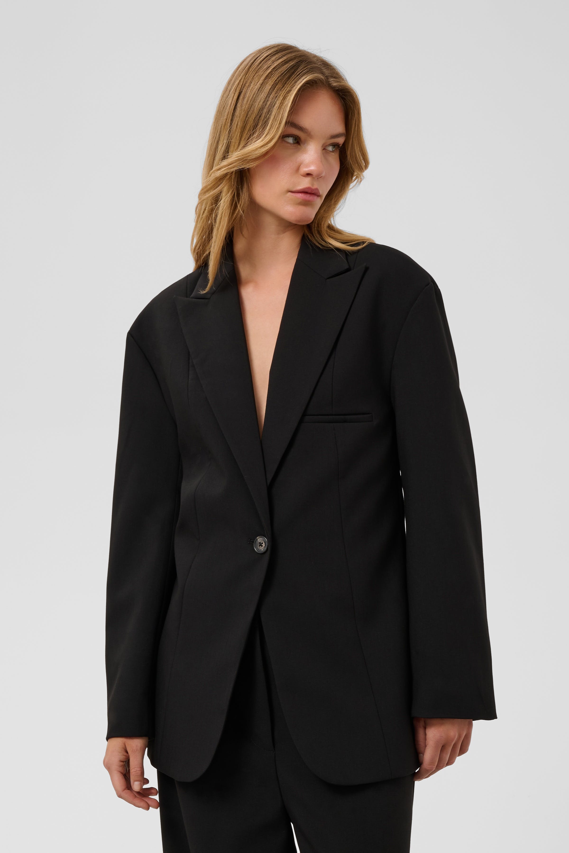 SLCorinne Blazer LOOKBOOK FRONT 30409510-194008