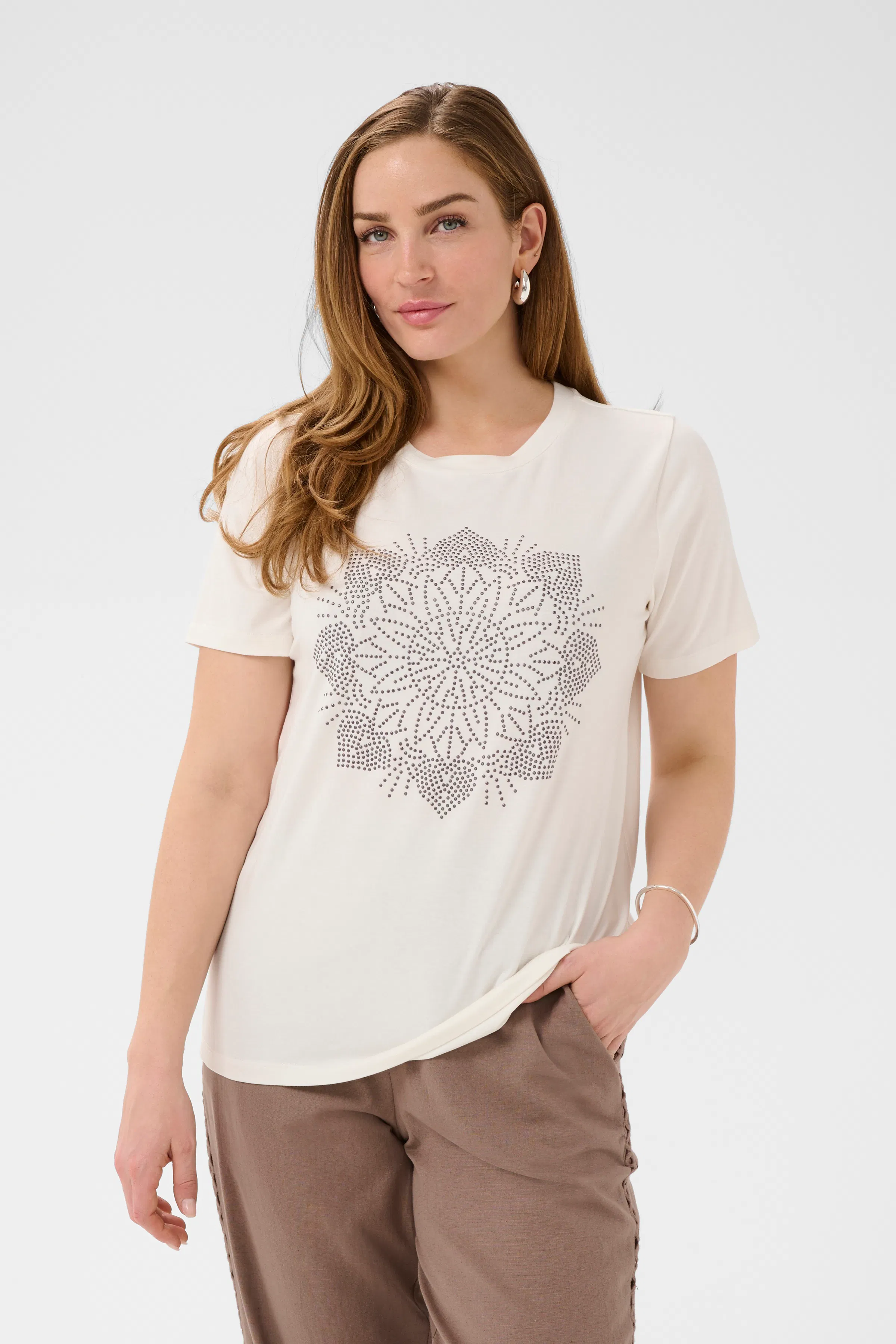 BPmadizon T-shirt LOOKBOOK FRONT 40200163-110602