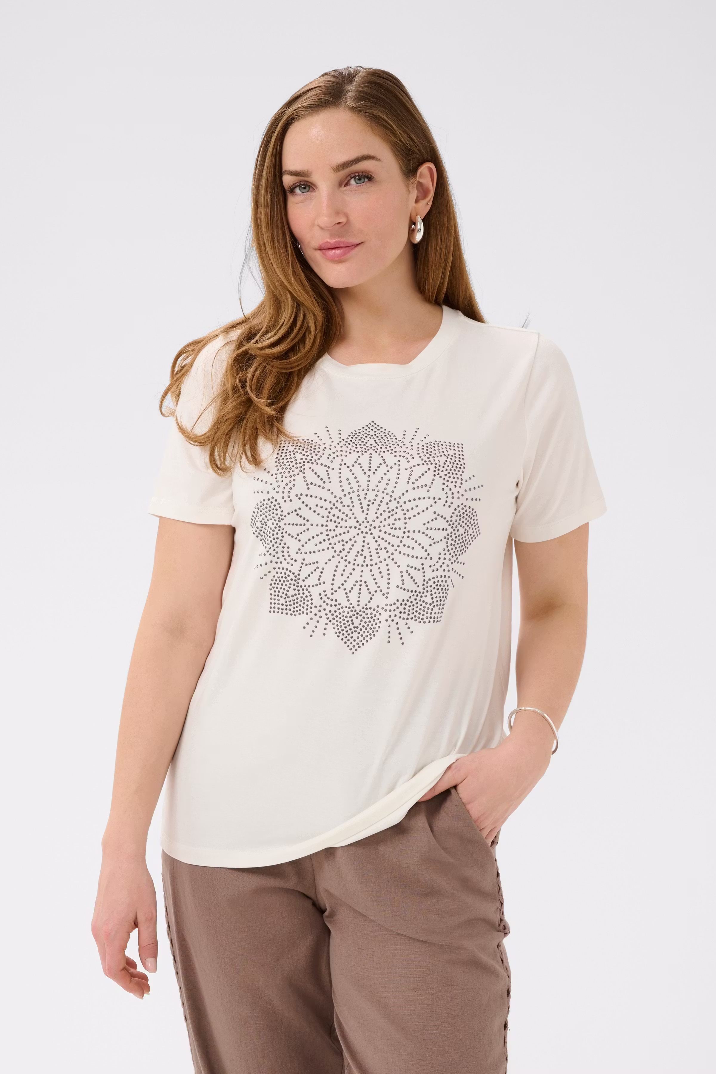 BPmadizon T-shirt LOOKBOOK FRONT 40200163-110602