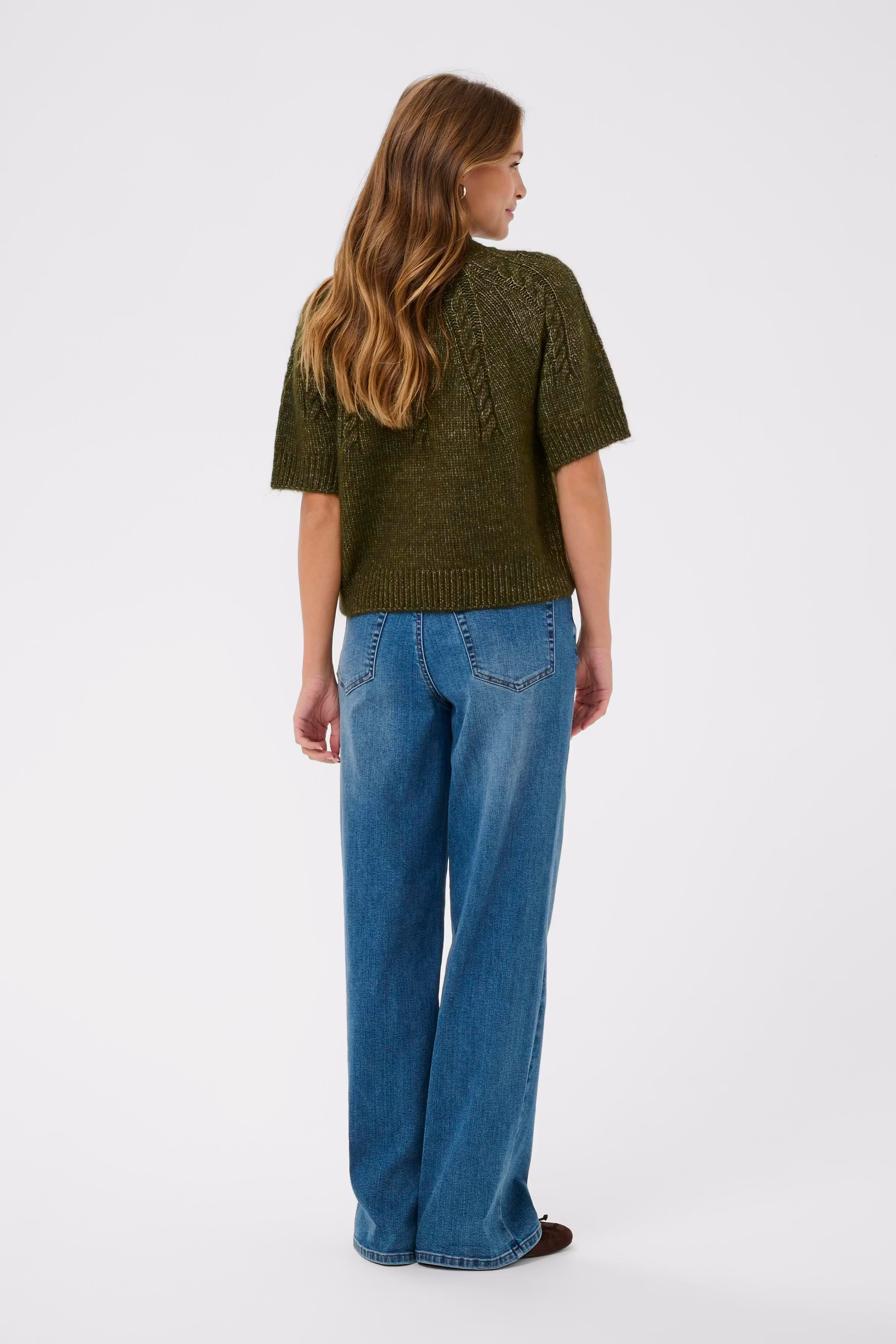 KAcuba Pullover LOOKBOOK BACK 10510822-1905121