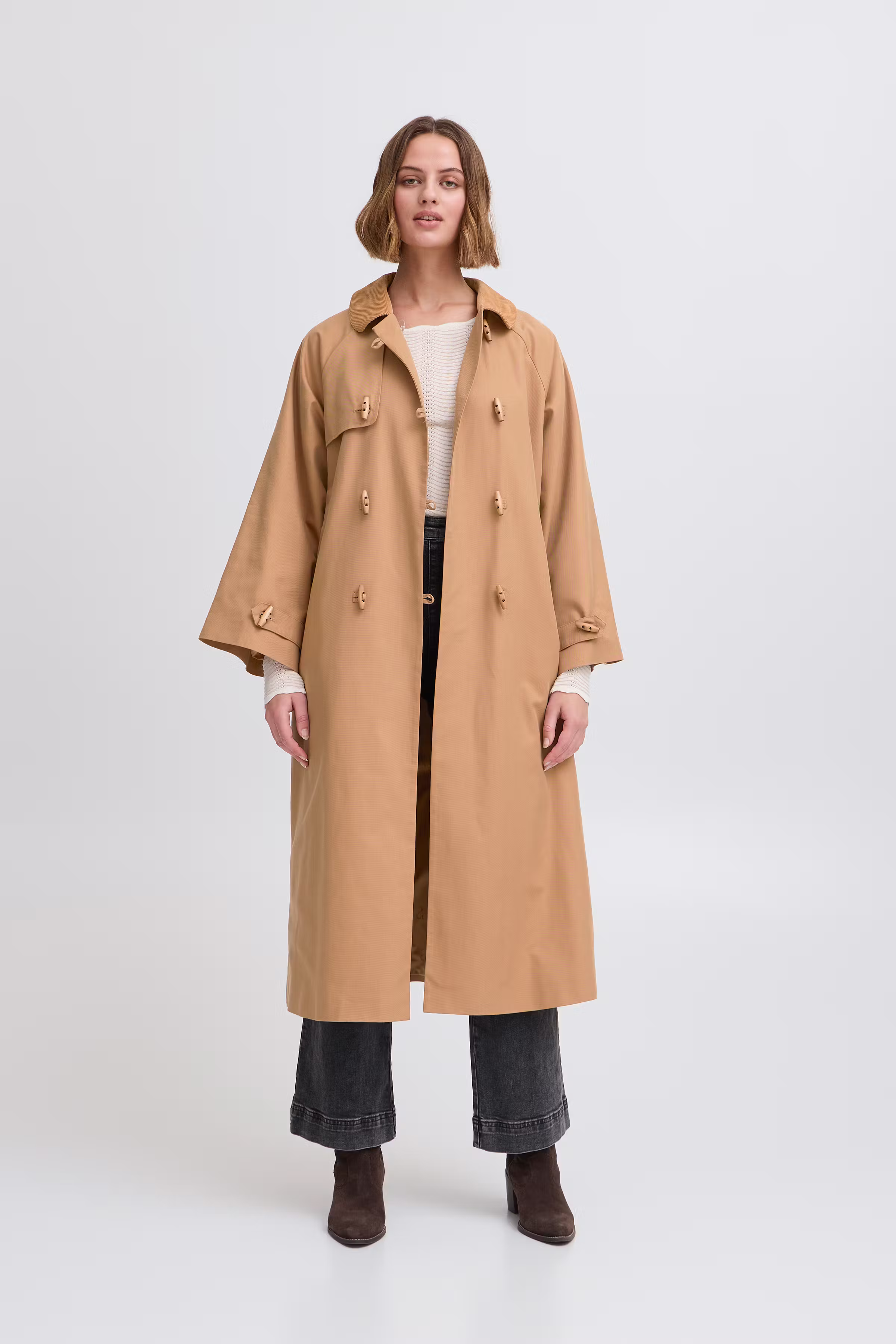 IRFIKA Outerwear LOOKBOOK FRONT 20122331-171327