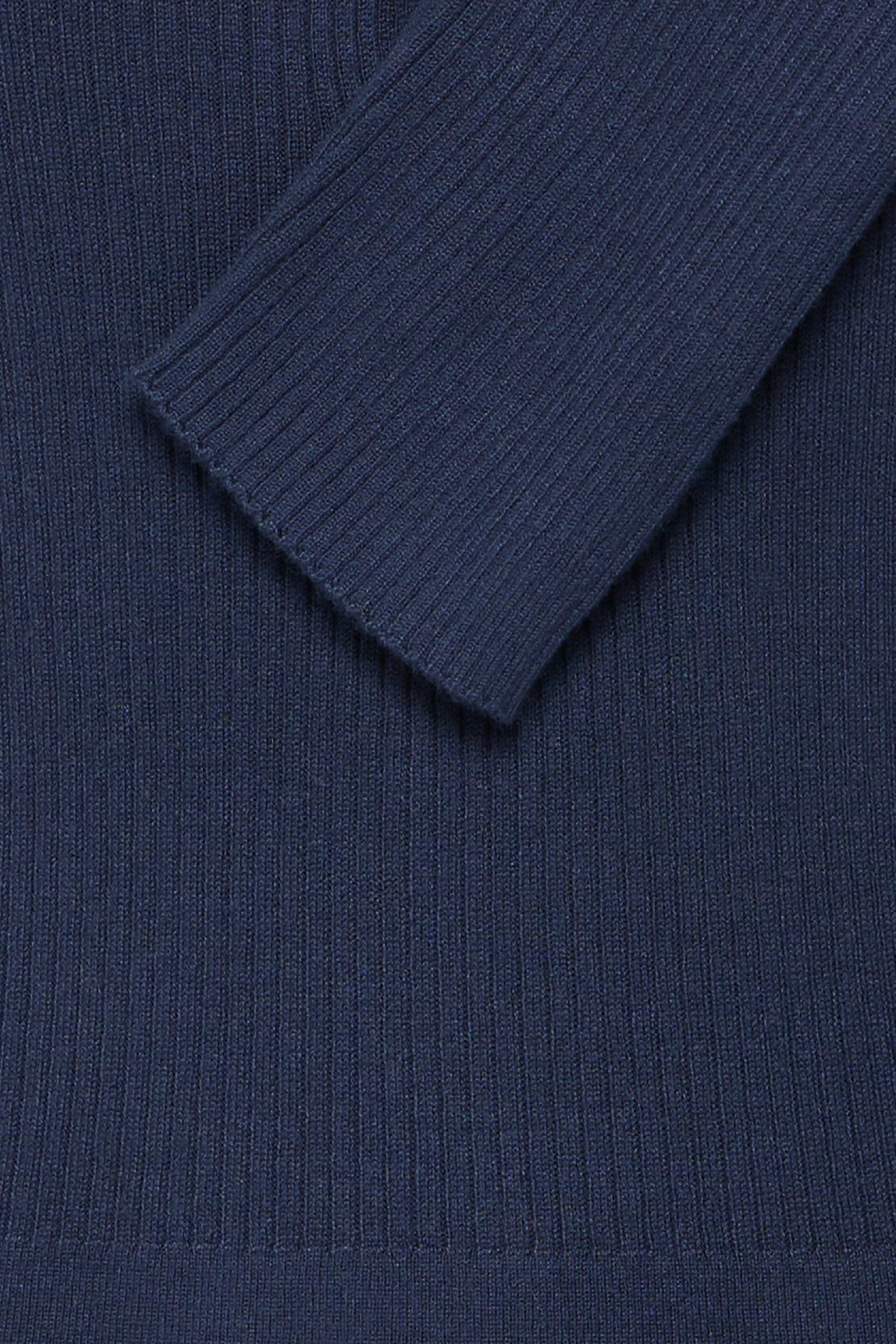 IHMAFA Pullover PACK DETAIL 20124339-194010
