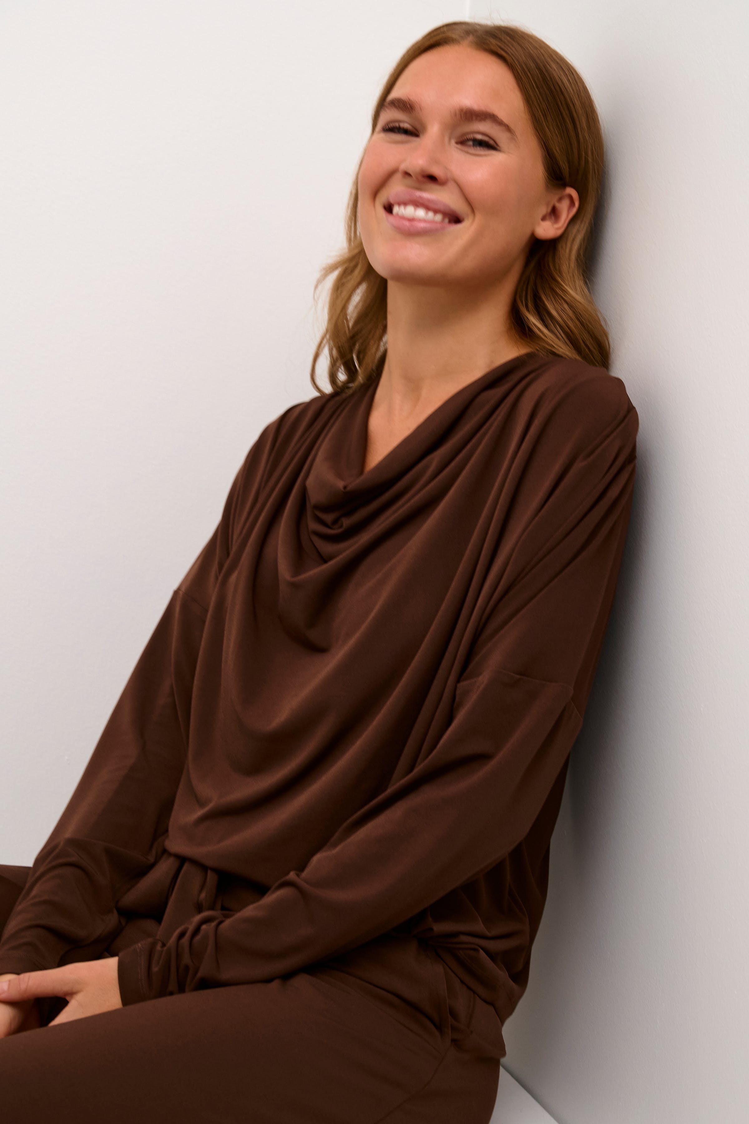 BPlovina Bluse LOOKBOOK DETAIL 10590719-191218B