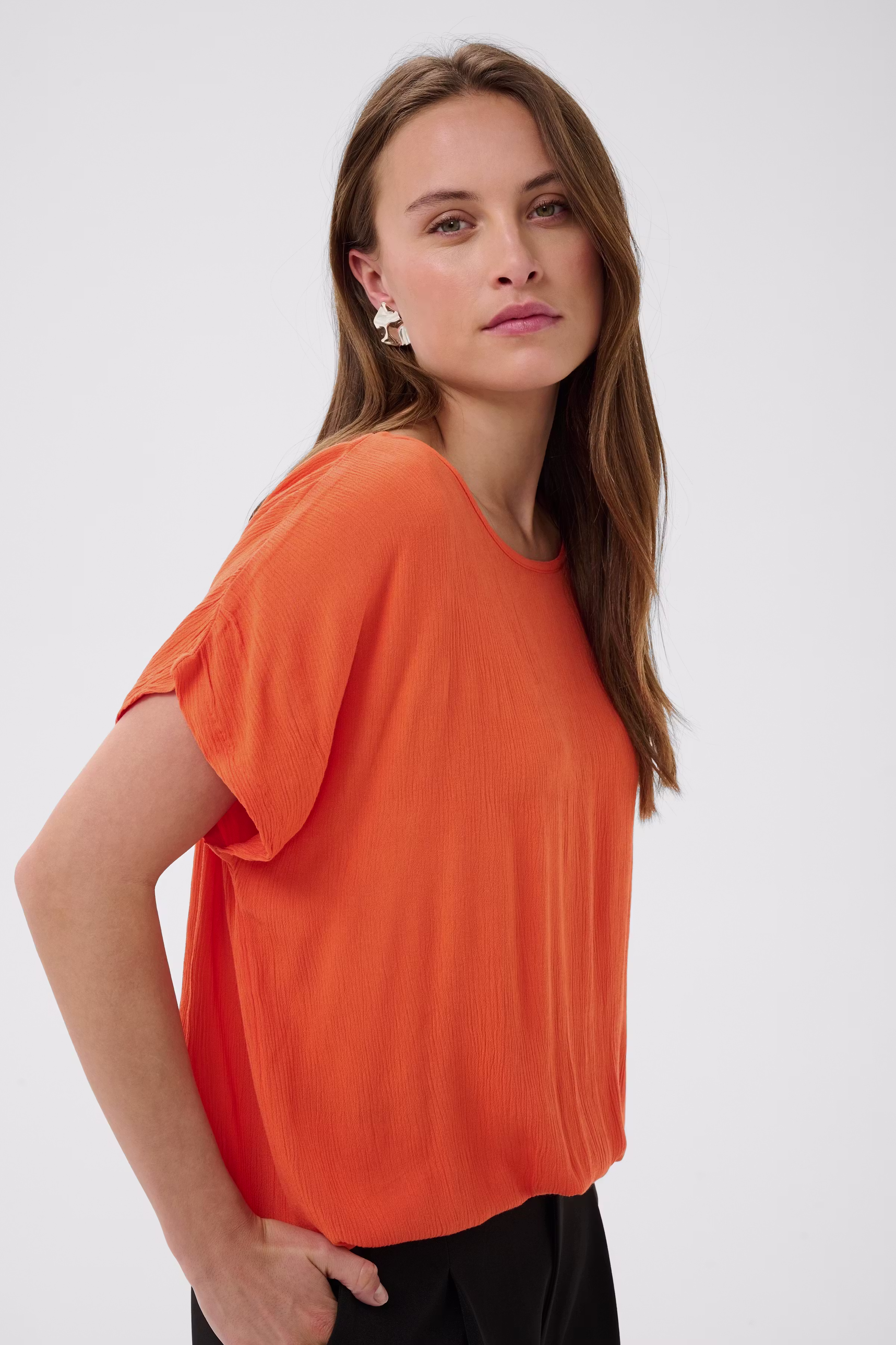 Amber Blouse LOOKBOOK DETAIL 10500781-171456