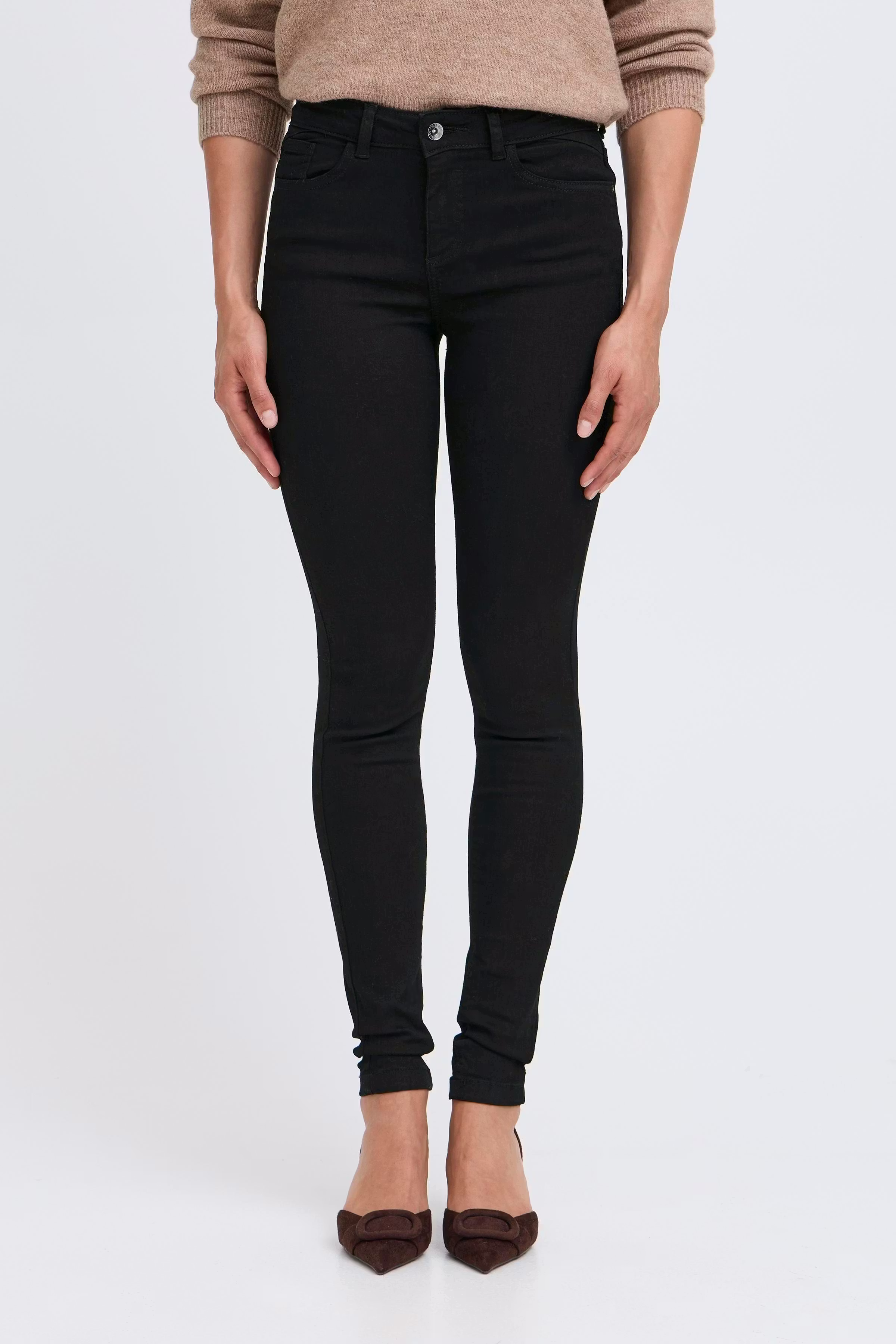 Lola Jeans LOOKBOOK FRONT 20803214-80001