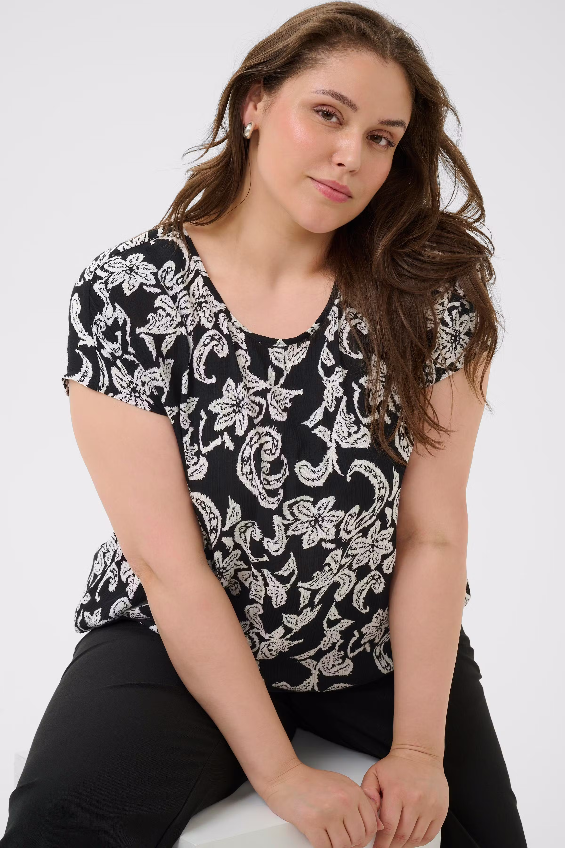 KCami Blouse LOOKBOOK DETAIL 10582027-108945