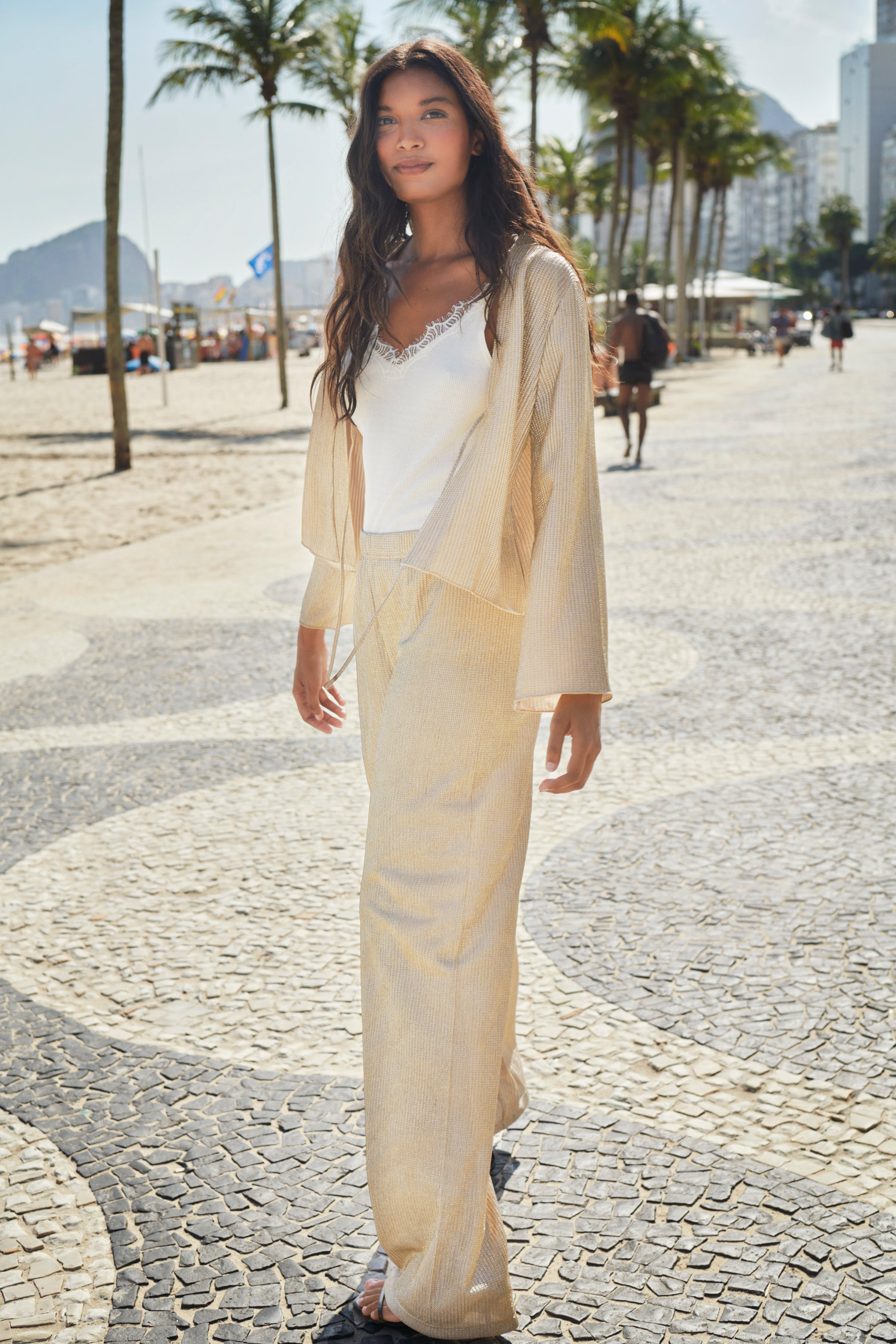 EvySZ Bolero LOCATION NONE 30513302-141012