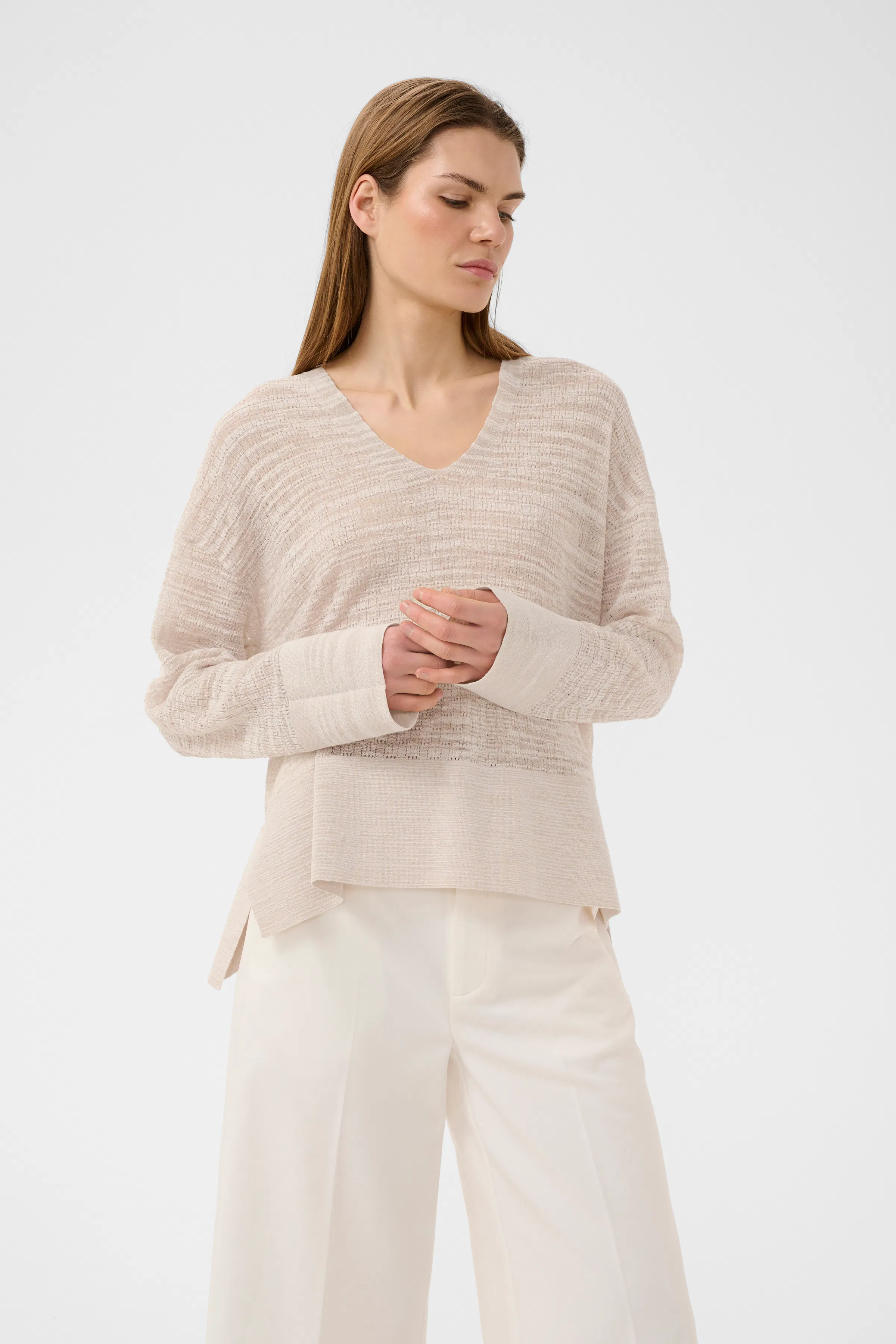 NITAIW Pullover in ecru / white colour