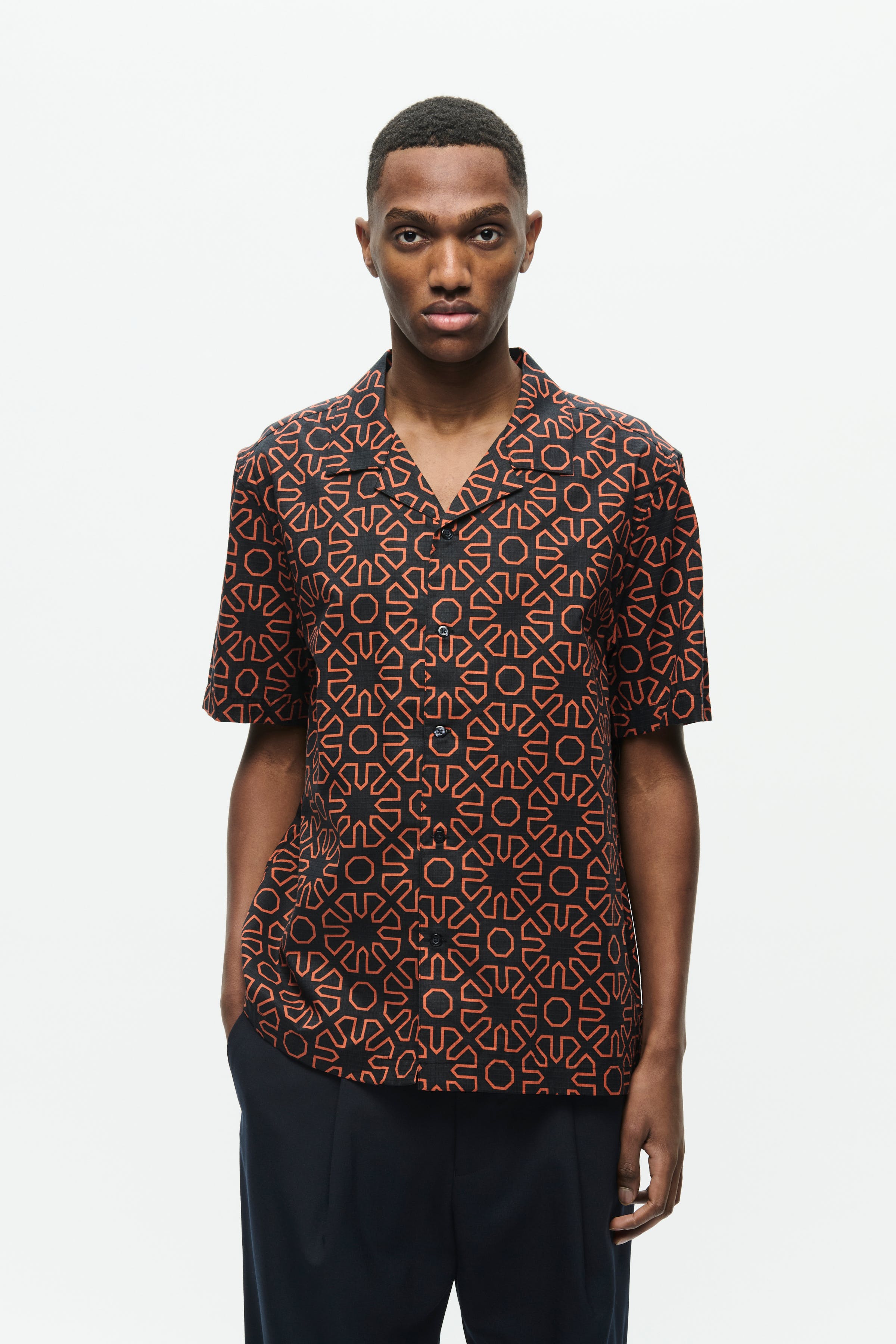 WWaaron Shirt LOOKBOOK FRONT 30251387-194011