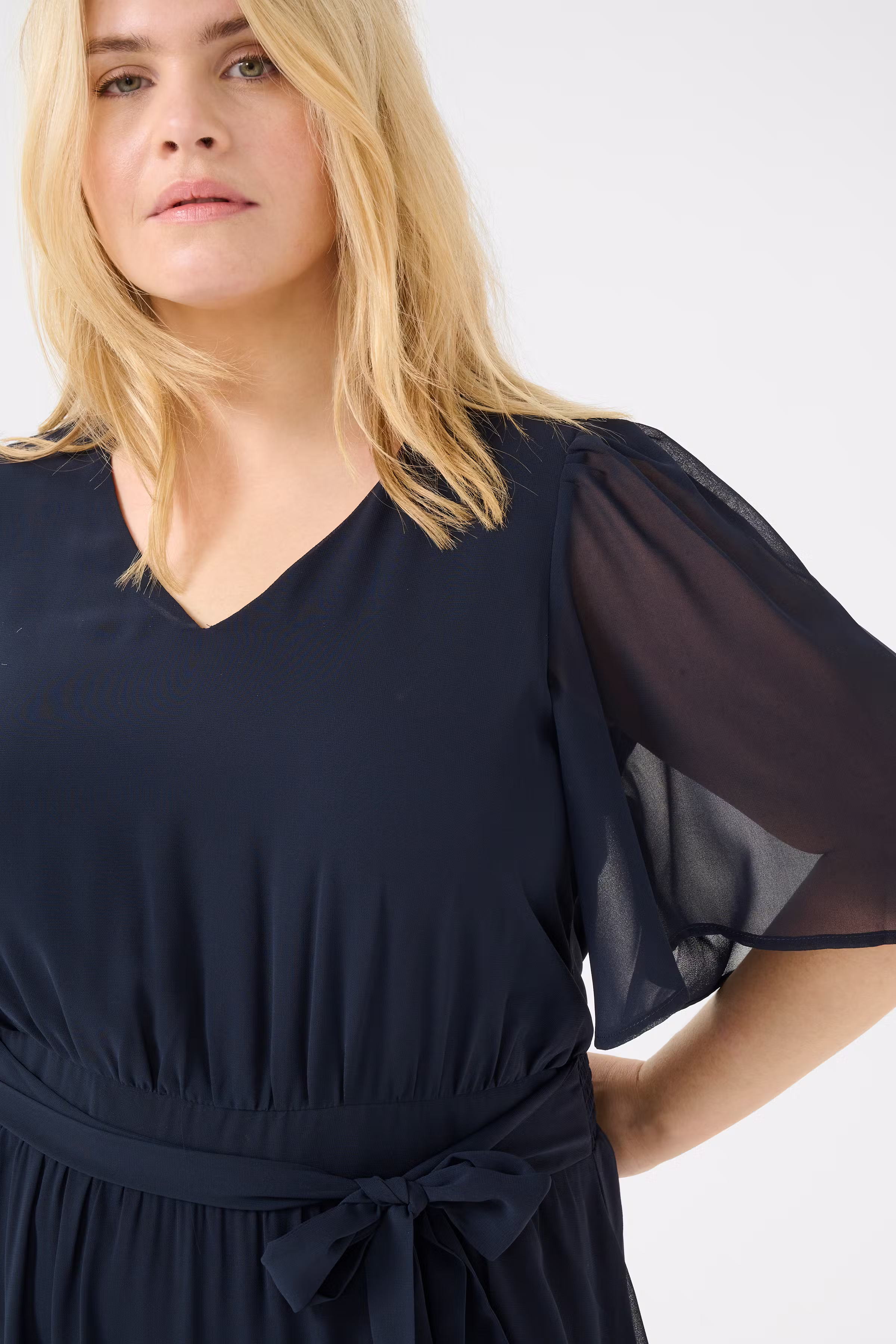 KCevi Kleid LOOKBOOK DETAIL 10583262-194020